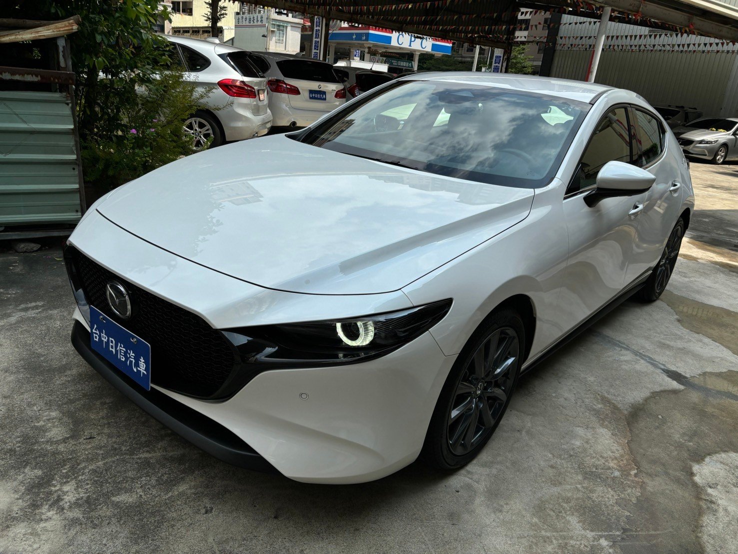 2023 Mazda 馬自達 3 5d