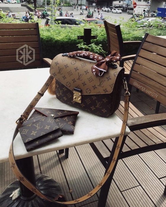 Pochette Métis Lona Monogram Reverse Canvas - Bolsos M44876