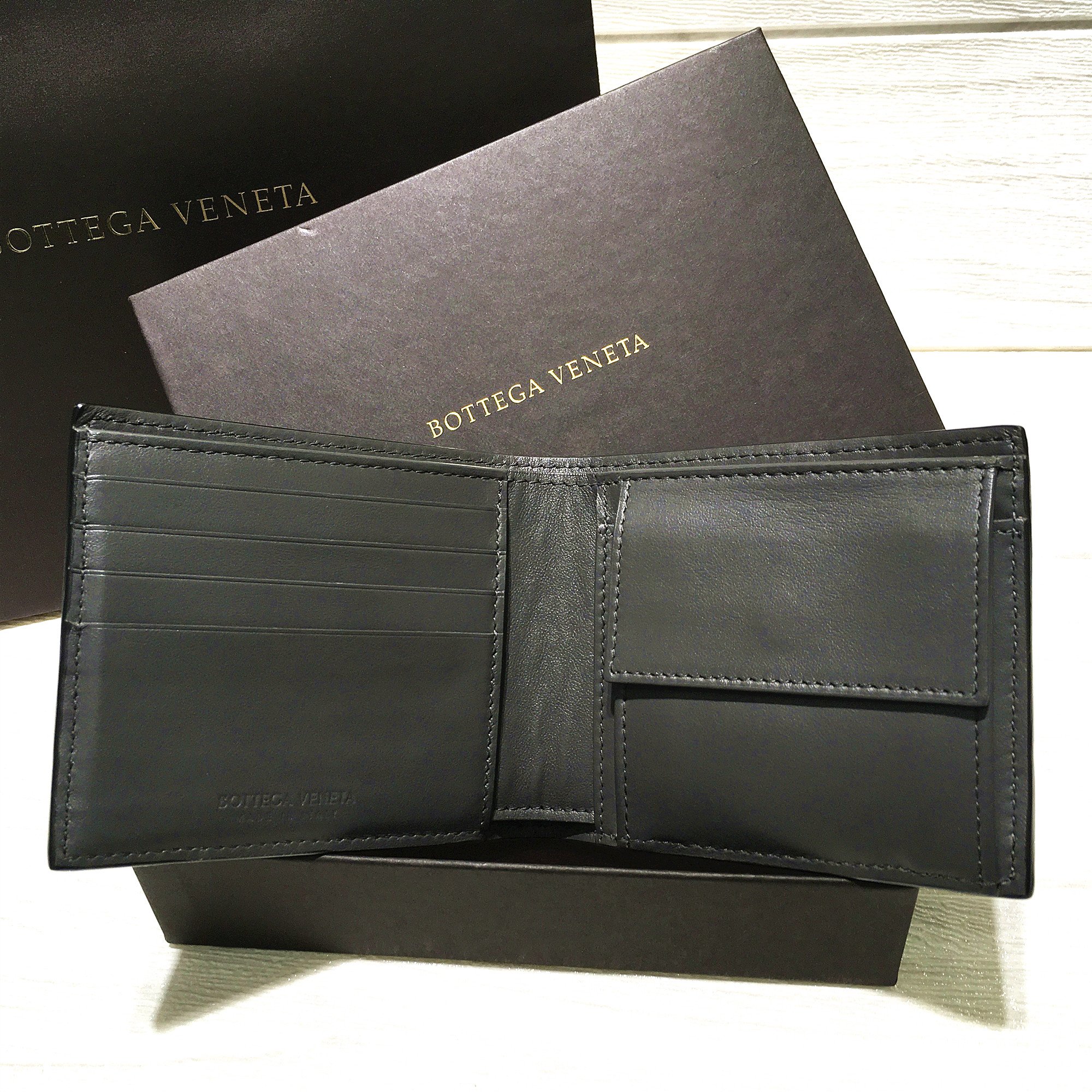 二手旗艦BOTTEGA VENETA BV黑色編織牛皮4卡零錢短夾皮夾(公益店)25801