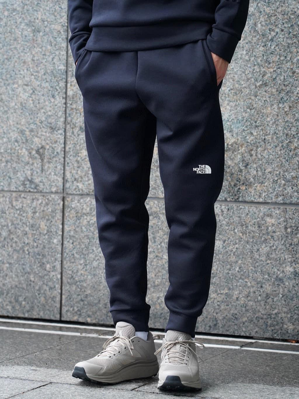 山東:[網路獨家] THE NORTH FACE 立體LOGO Tech Air Sweat Jogger