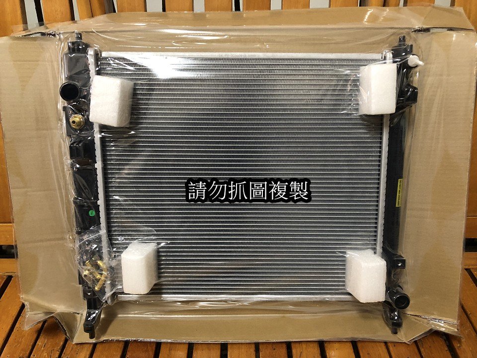 日產 MARCH 2012- K13 全新品 台灣製造 水箱 另有上下水管 節溫器 水幫浦 引擎腳 鼓風機 碟盤 升降機