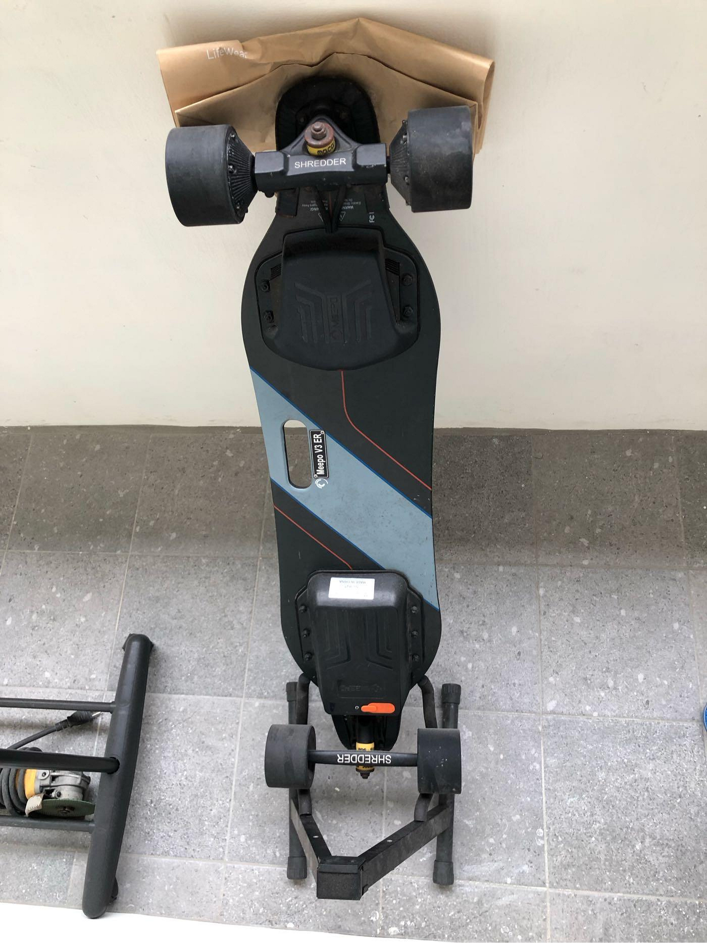 二手Meepo V3 ER 電動滑板車 長板 配件充電器全都有 贈送立架 狀況很好