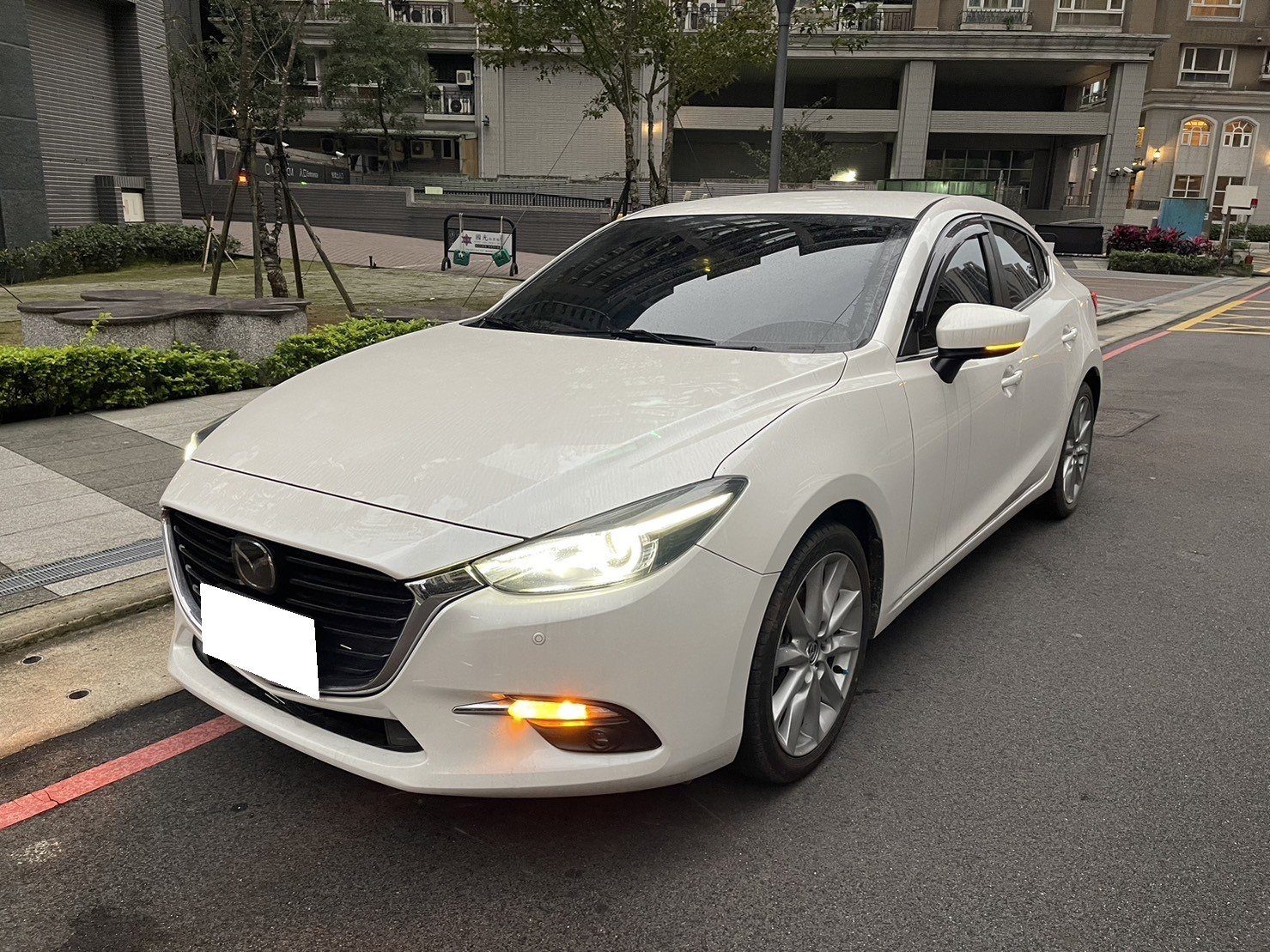 2018 Mazda 馬自達 3 4d