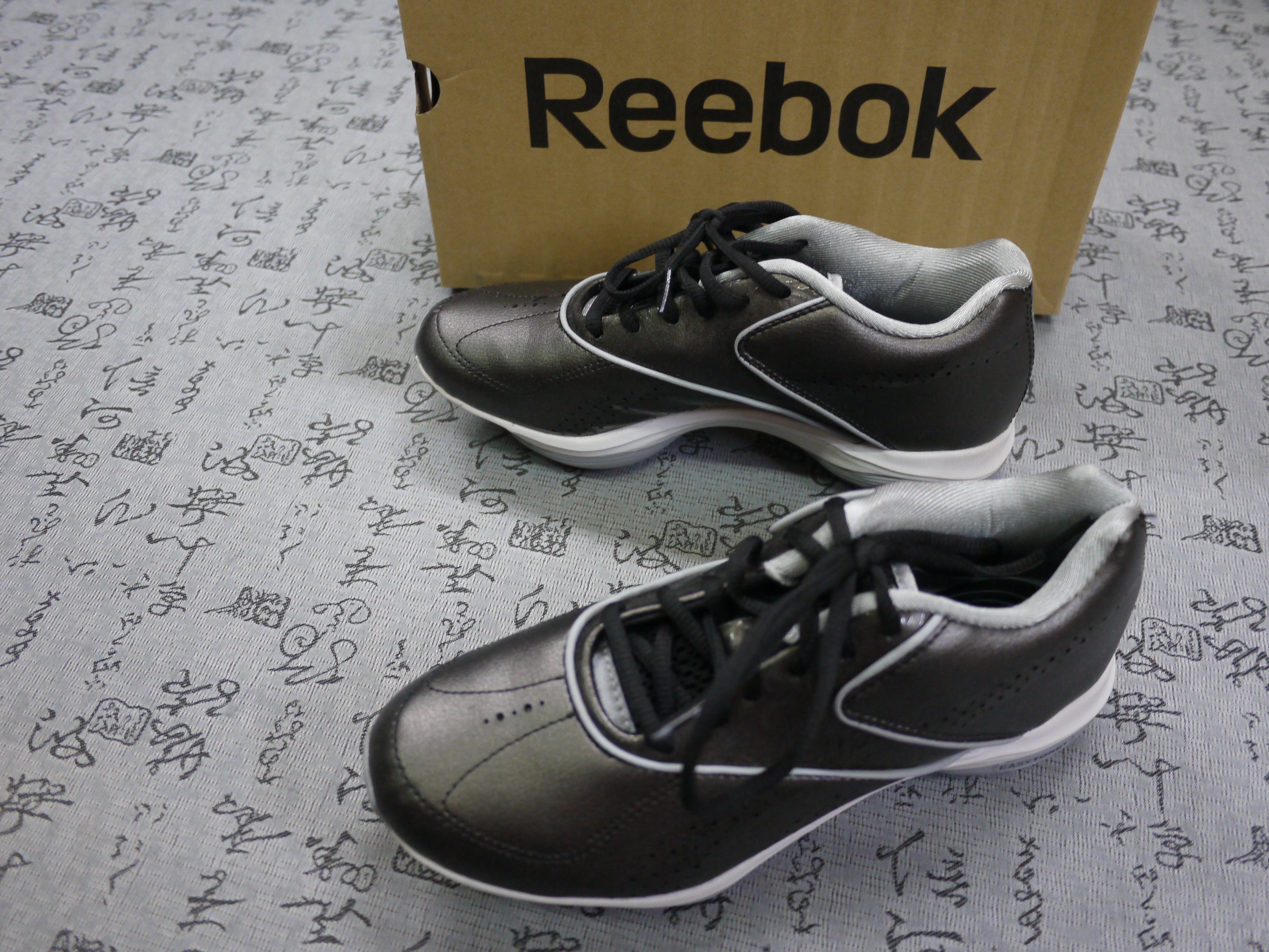 REEBOK SLIMTONE + 女款瘦身運動鞋USA 6 B EUR 36 JPN 23 | Yahoo奇摩拍賣