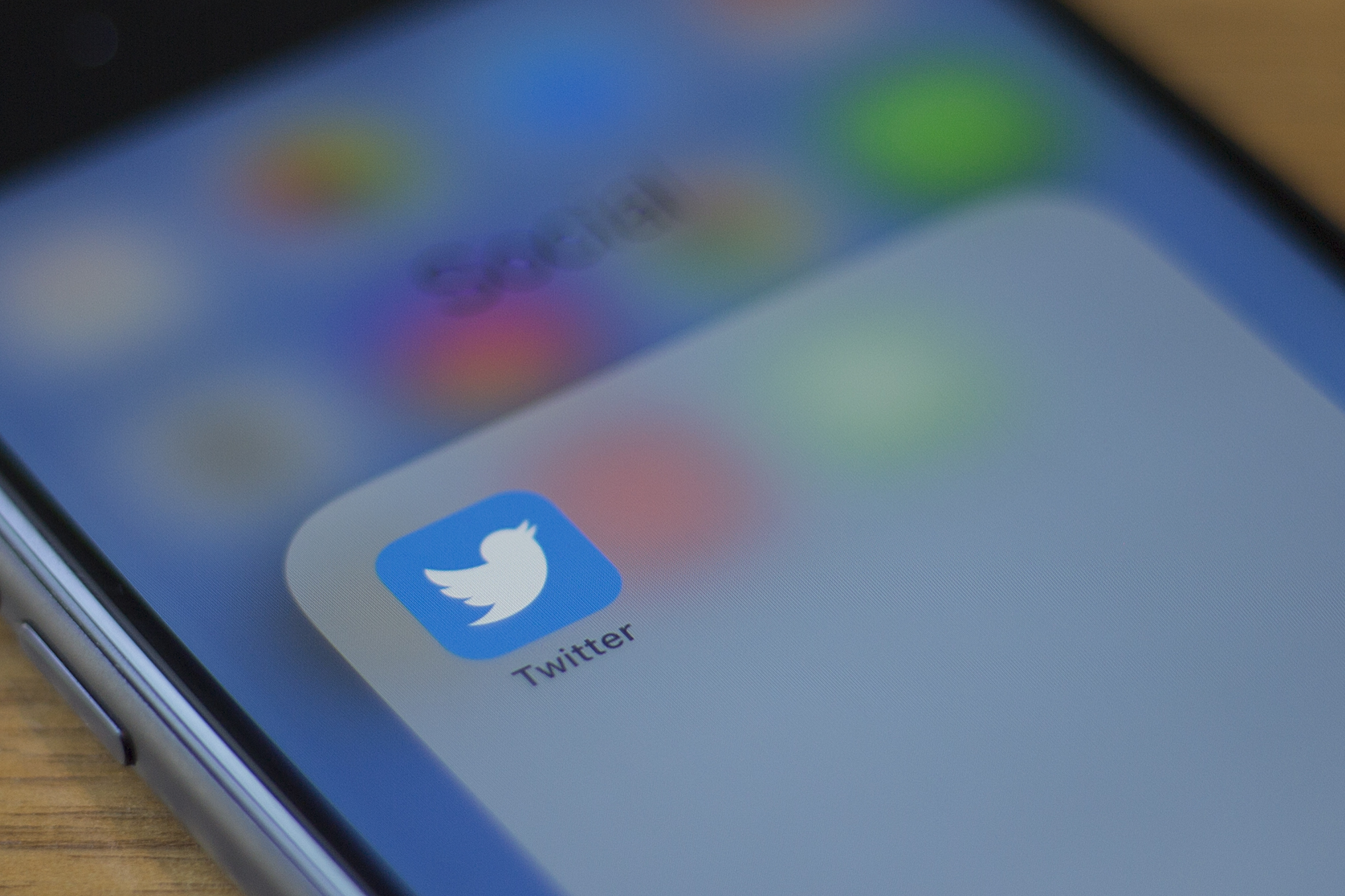 Twitter makes sure Quote Tweets are just one click away