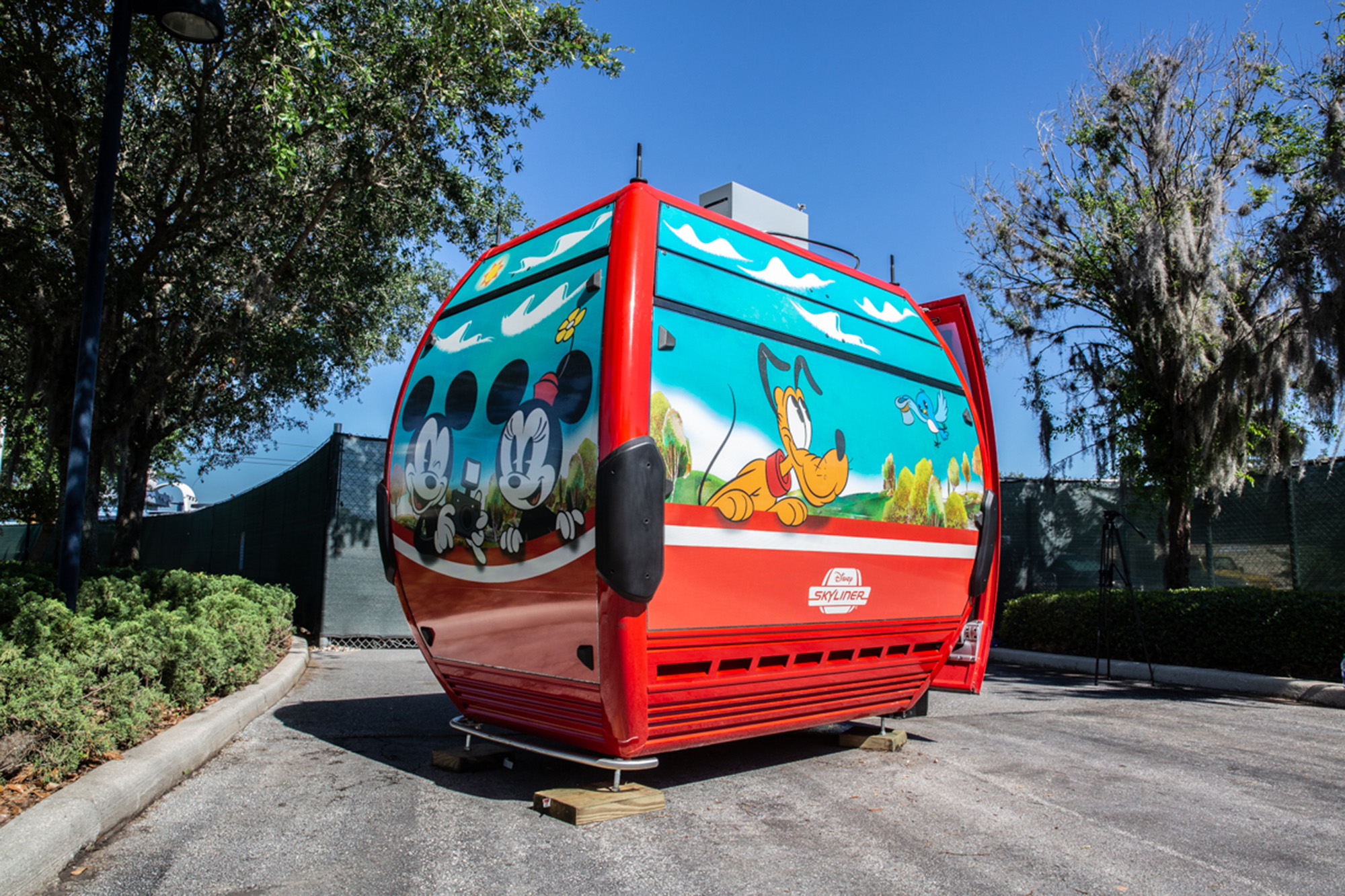 Disney guests trapped for hours on new Skyliner gondolas