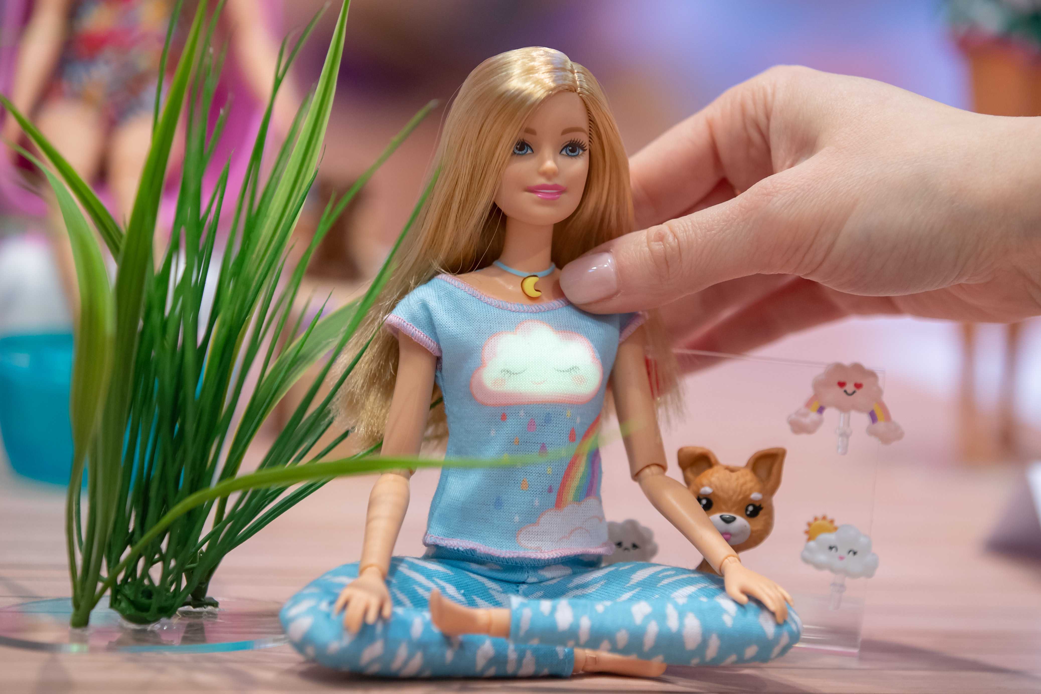 Coronavirus May Not Cause You To Pay More For Barbie Dolls And Star Wars Toys