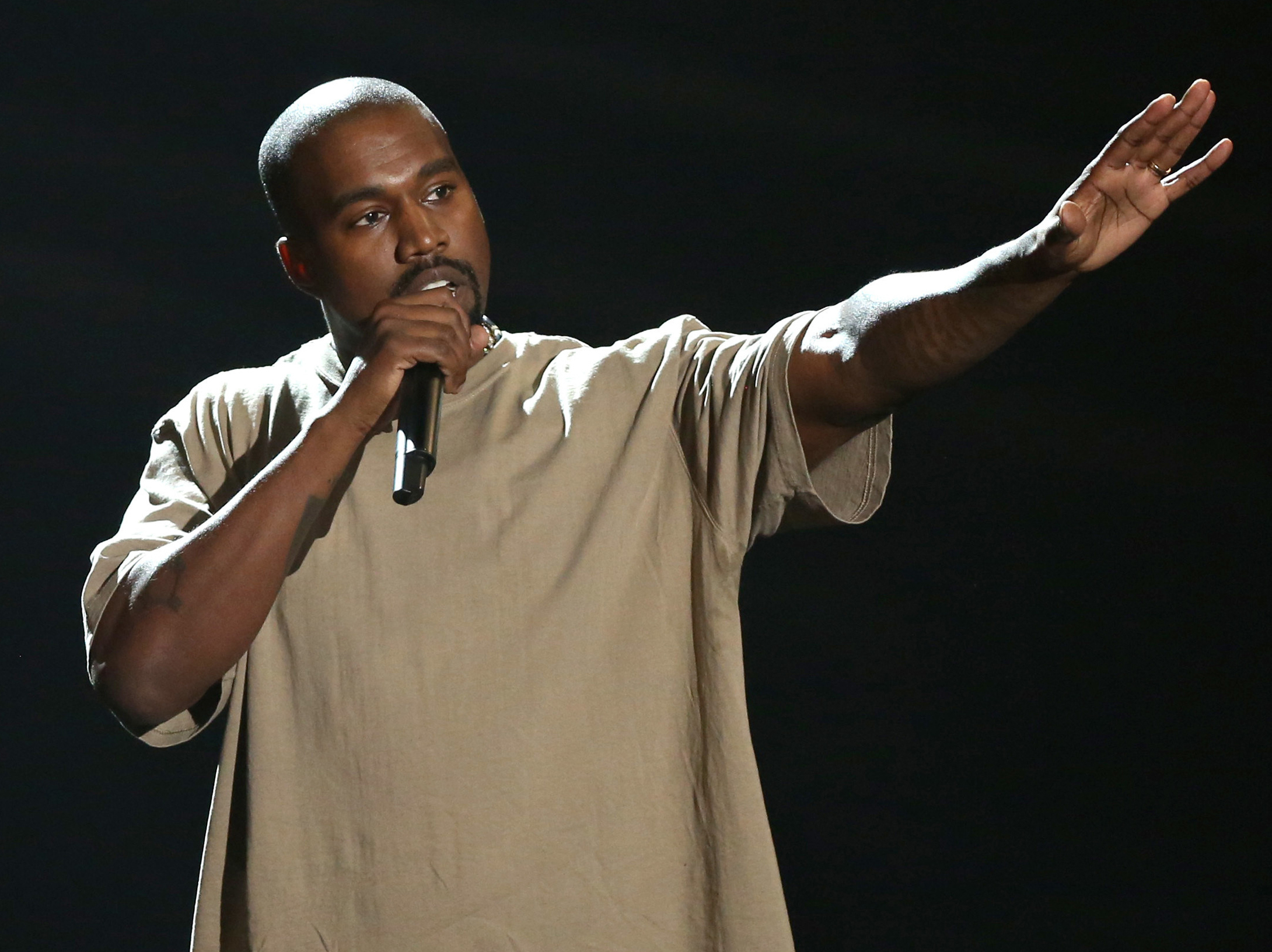 Kanye West announces 2020 presidential bid in bizarre 4th of July tweet