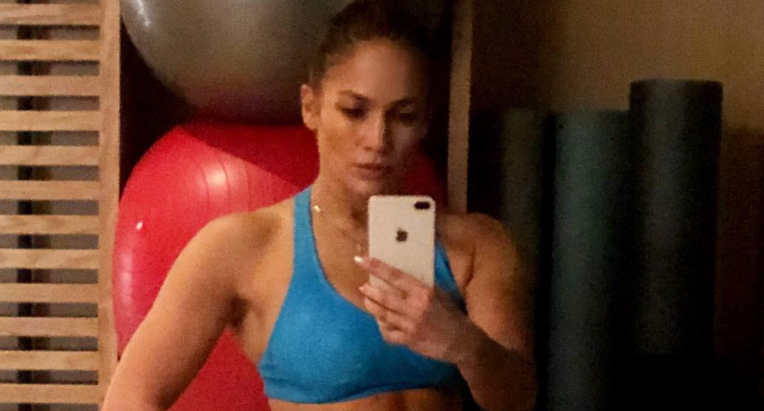 Jennifer Lopez Flaunts Her Incredible Abs And Arms In Instagram Post About Fitness 