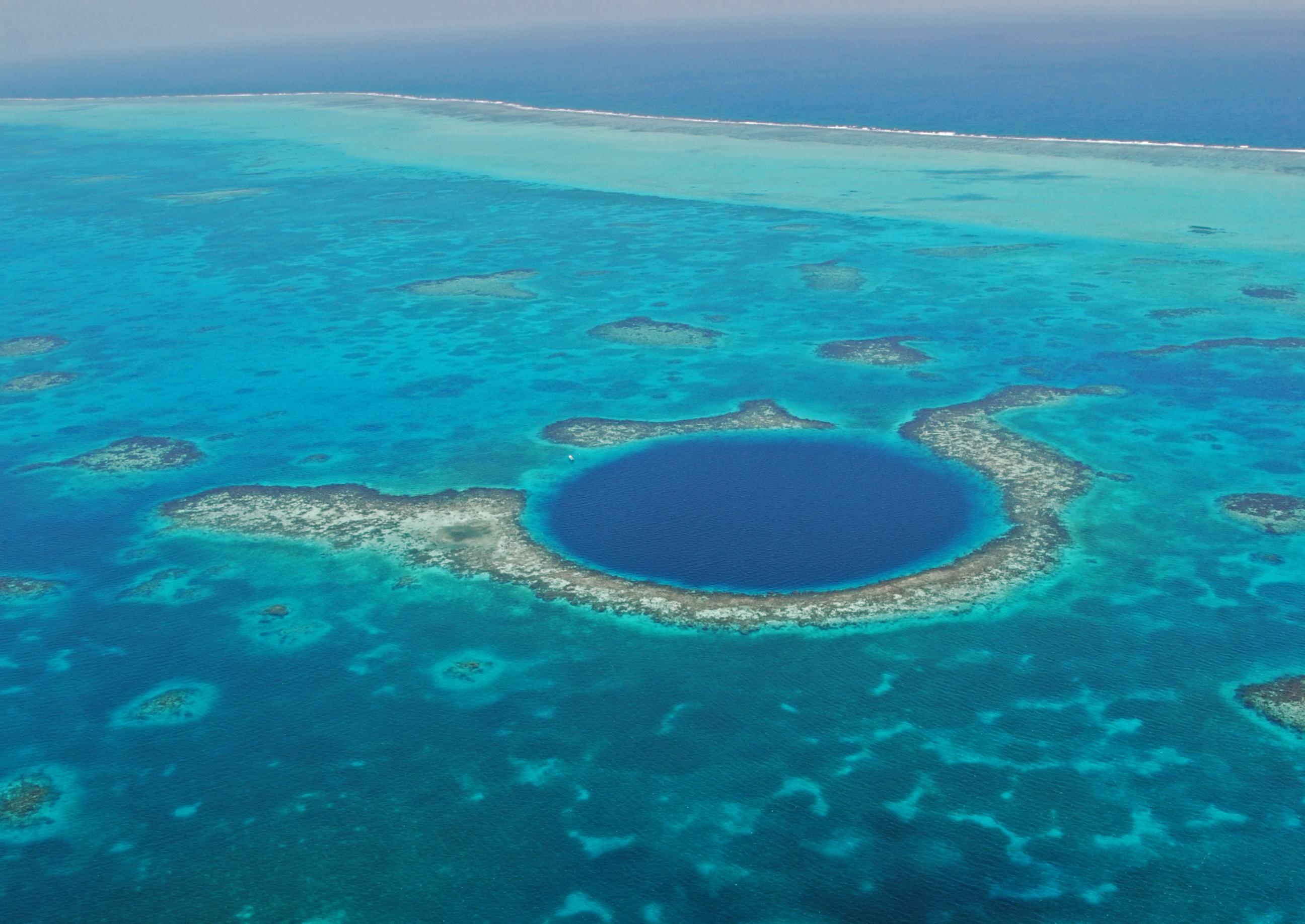 Юкатан полуостров большая голубая дыра