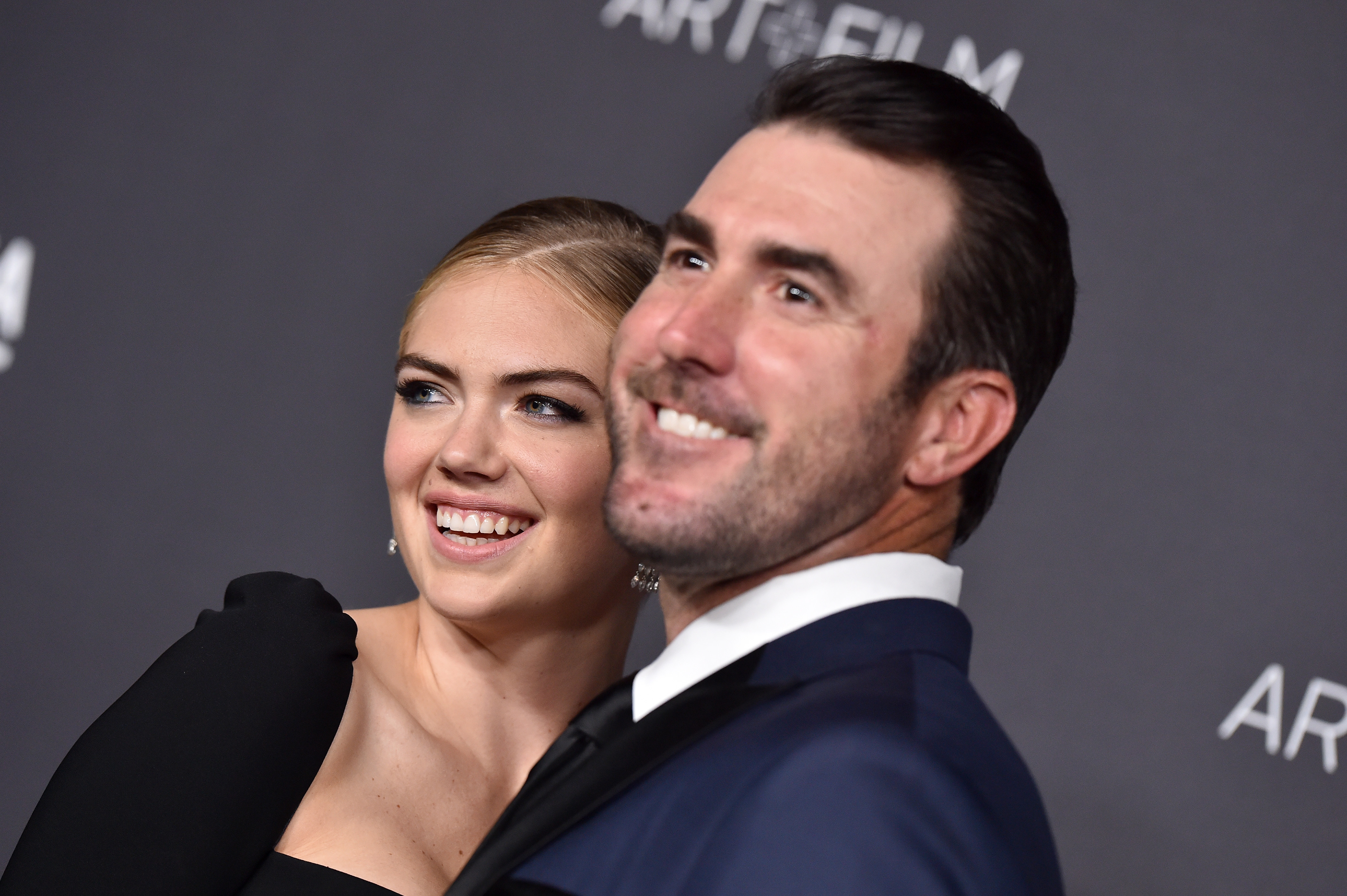 Kate Upton Shares Precious Photo of Justin Verlander Cradling Their Newborn  Daughter