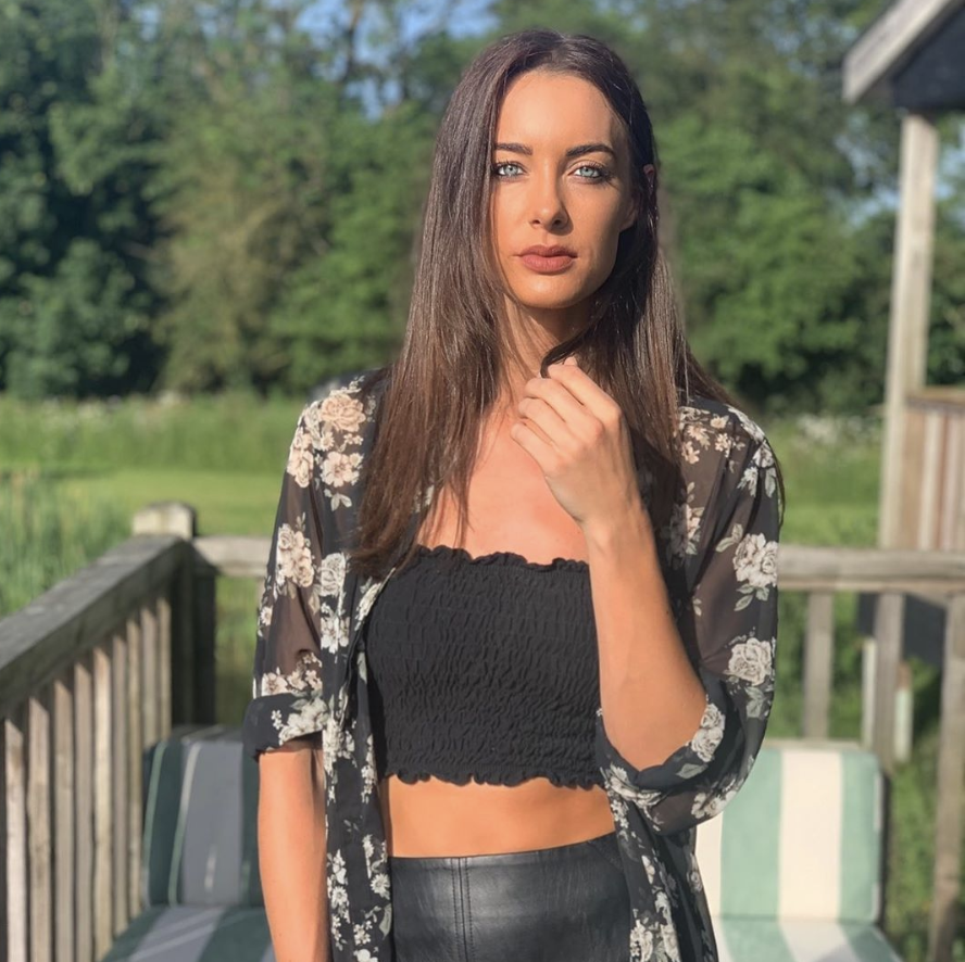 YouTube star Emily Hartridge, 35, dies in scooter accident