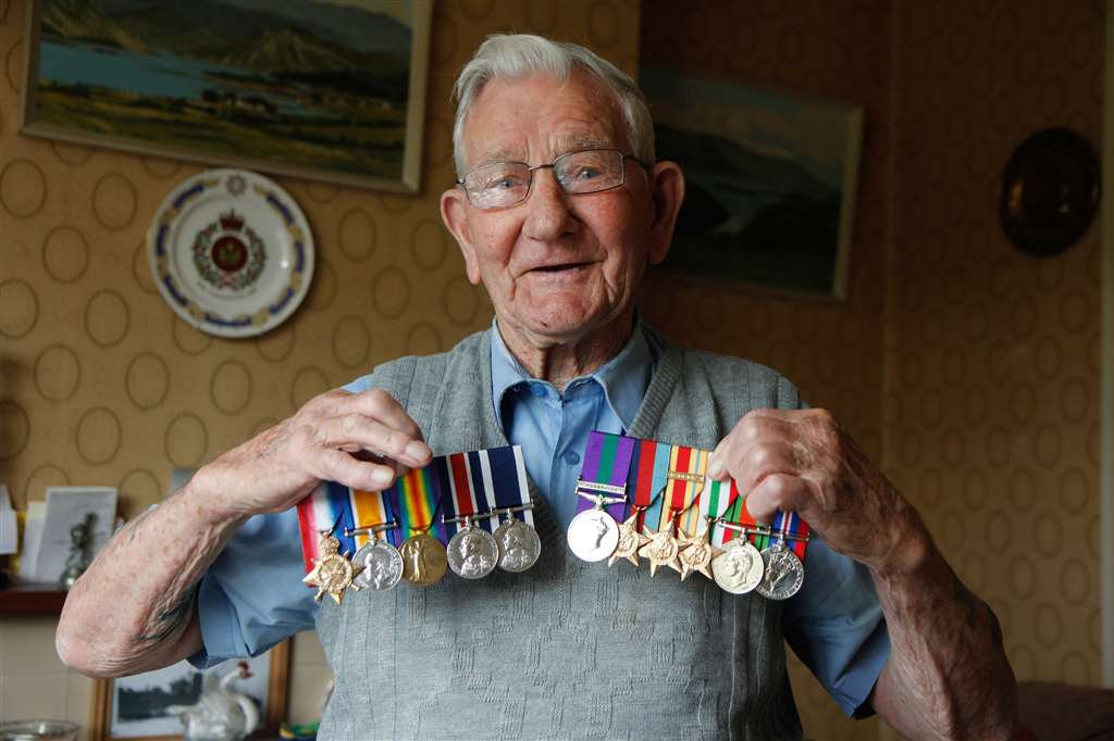 Second World War Veteran Heartbroken After Medals Stolen