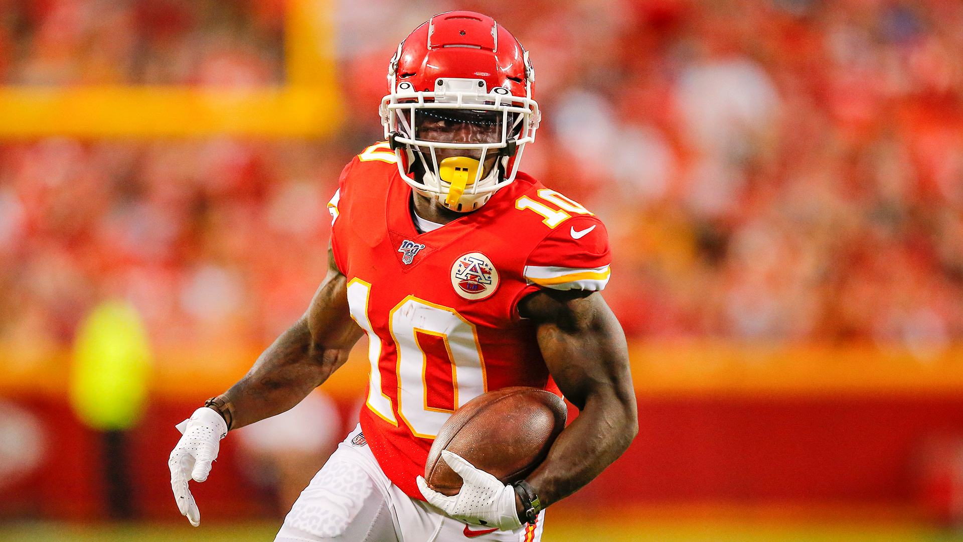 Download Tyreek Hill Red Jersey Wallpaper