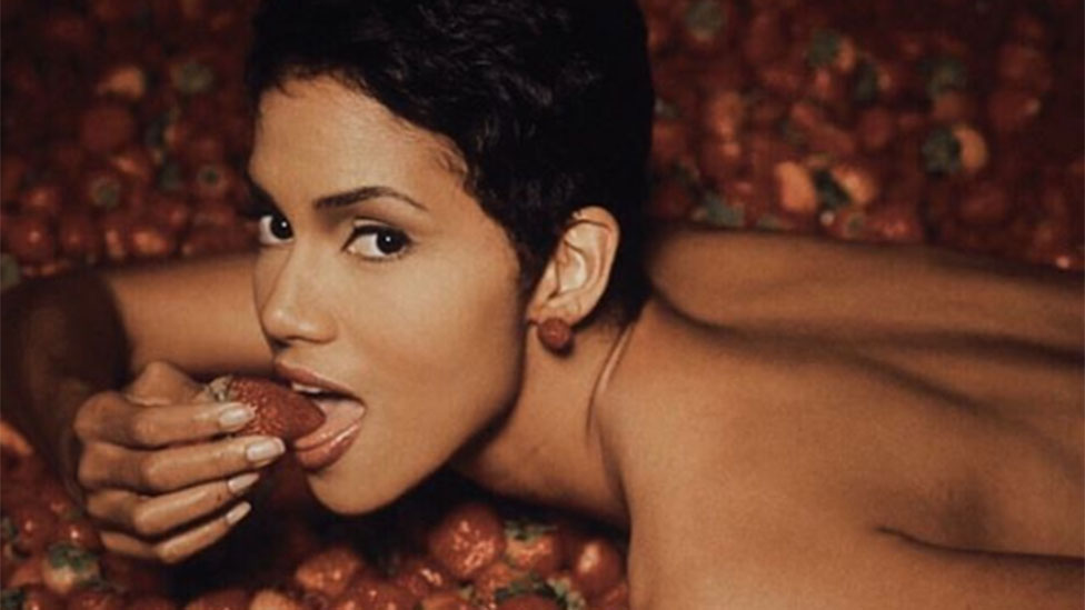 Hot halle photos berry 25 Exotic