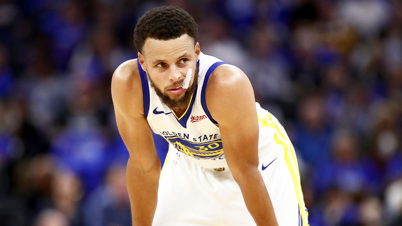 Warriors Star Steph Curry Denies Leaked Nude Photos Are Him