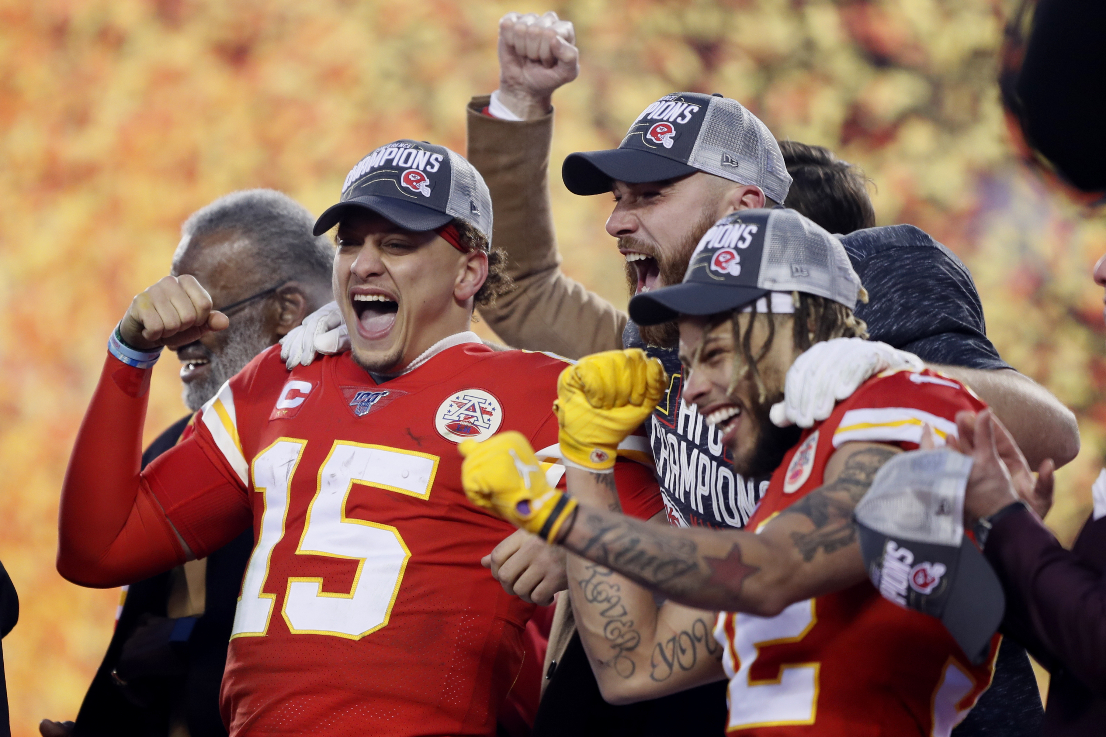 Chiefs' Mahomes takes over as No. 1 on 