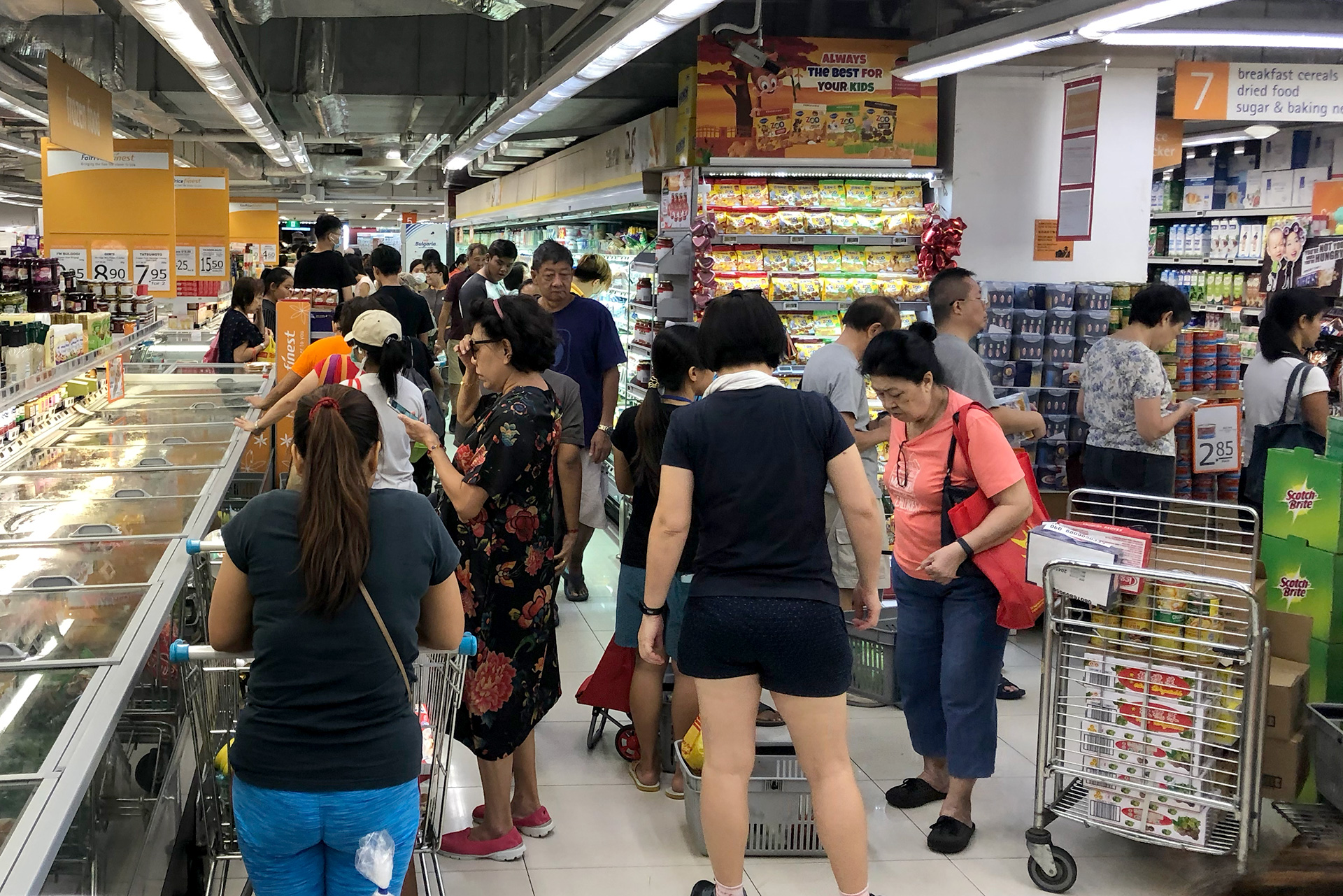 Covid 19 Panic Buying Disrupts Stockpiling Efforts Says Chan Chun Sing