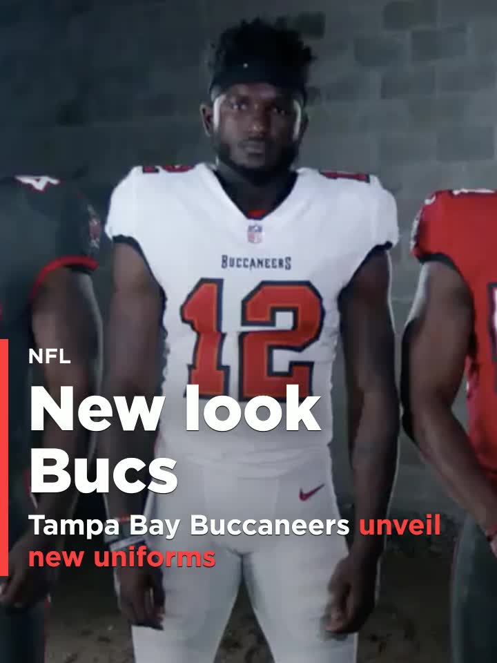 Buccaneers Unveil New Uniforms 1496