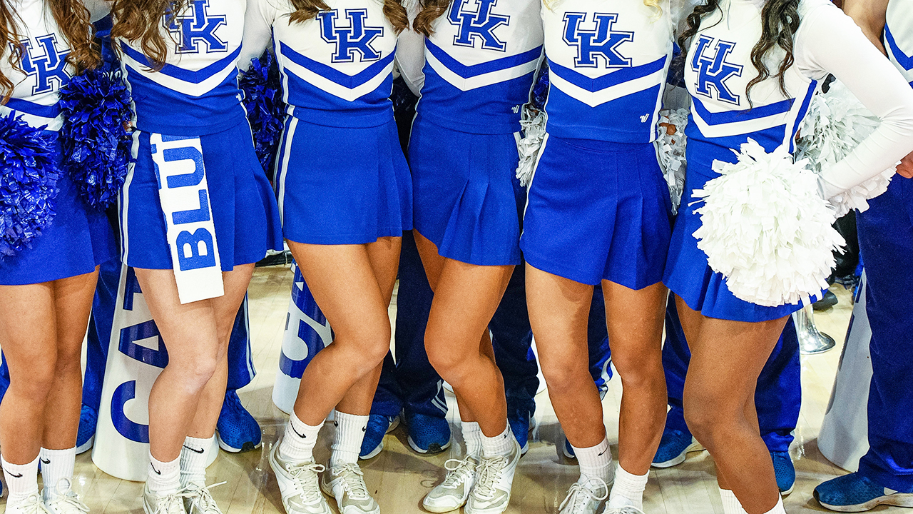 Kentucky cheerleader nude