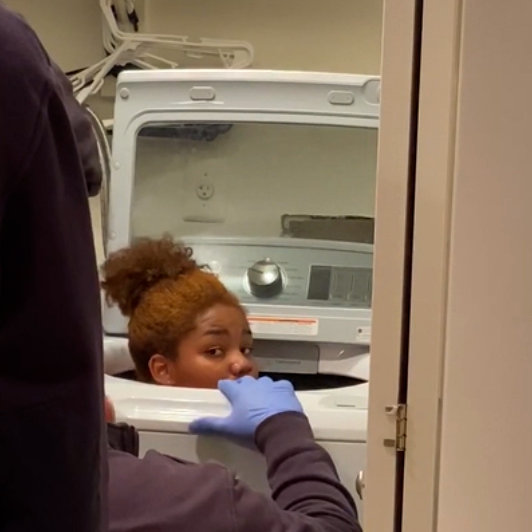 Girl Gets Stuck In Washing Machine After Game Of Hide And Seek Goes Wrong 8987