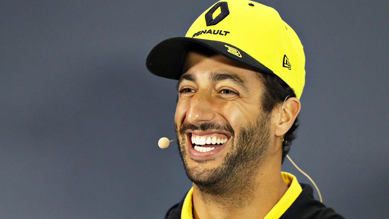 F1: Daniel Ricciardo moves from Renault to McLaren