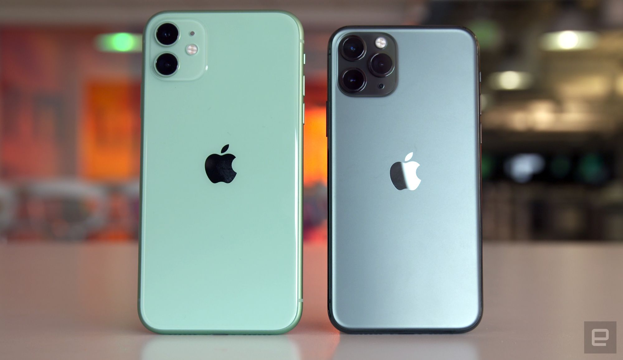 Some Iphone 11 Models Display A Green Tint After Unlocking Engadget