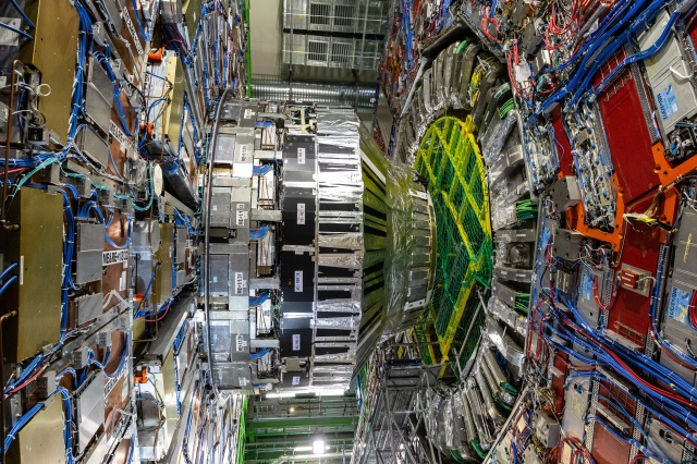Cern 全周100kmの加速器 Fcc 建造承認 ヒッグス粒子やダークマター研究を加速へ Engadget 日本版
