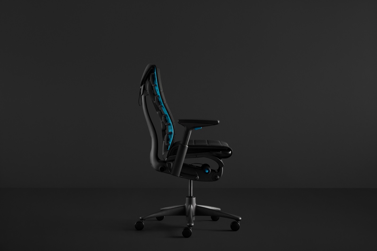 logitech и herman miller кресло