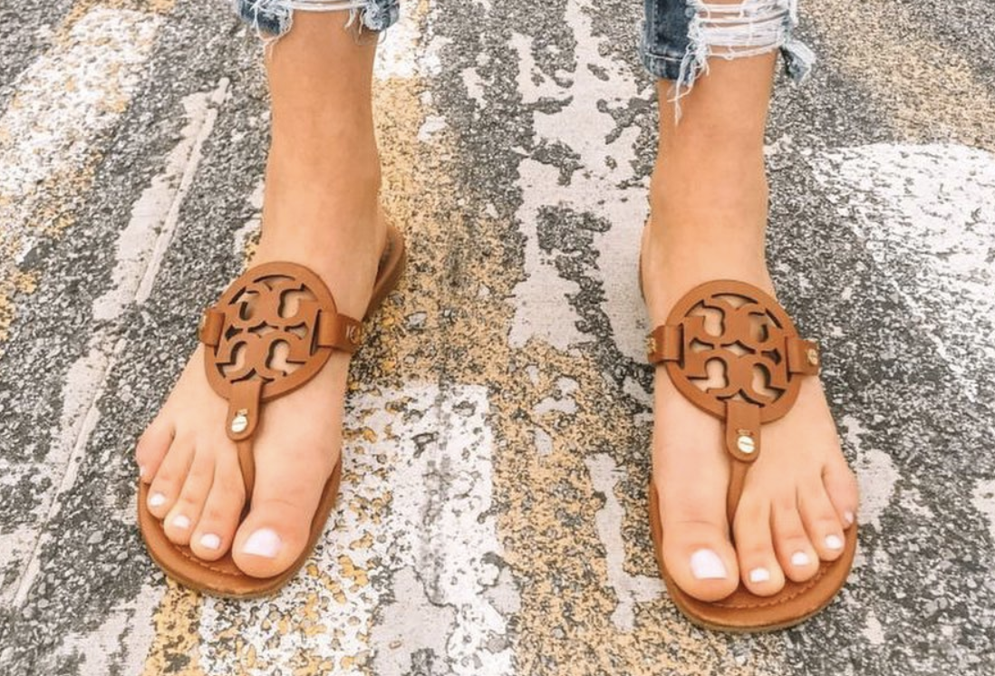 Tory burch shop miller flip flops