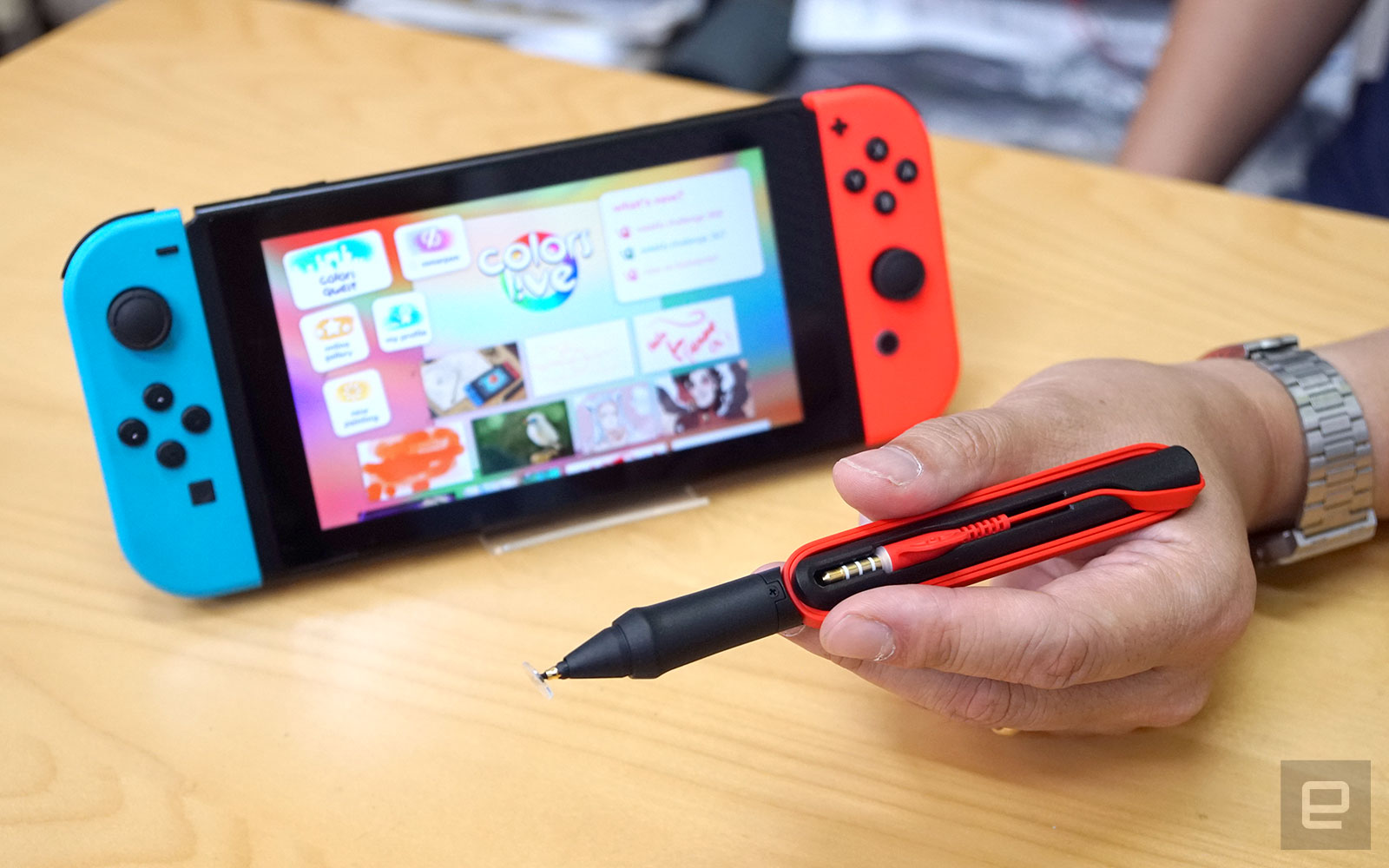 ニンテンドースイッチで筆圧感知ペンが使えるお絵かきソフト Colors Live 国内は秋冬発売予定 Engadget 日本版