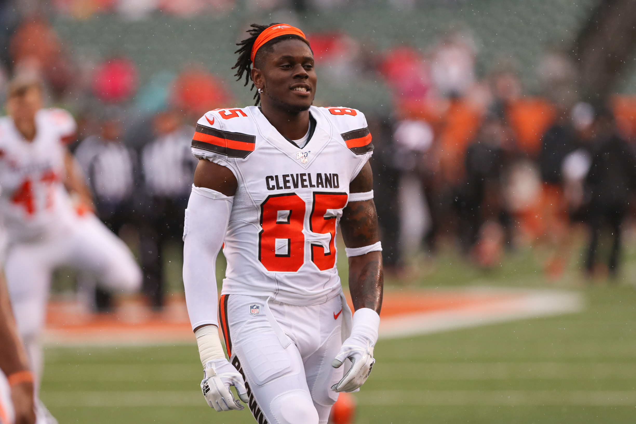 Browns TE David Njoku walks back trade 