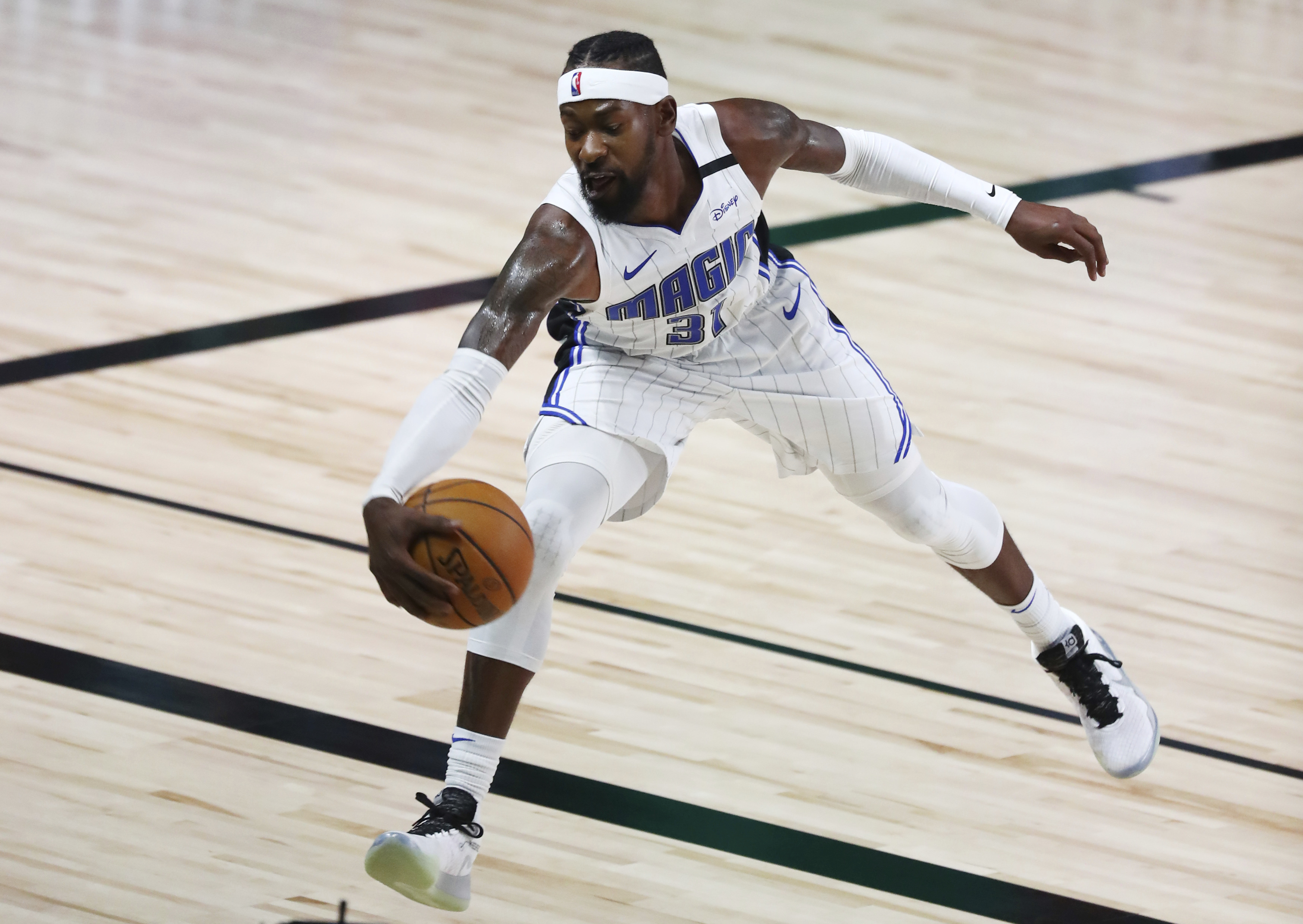 Magic Guard Terrence Ross Leaves Bubble For Non Coronavirus Testing - brawl stars hack that makes players stop or go backwards