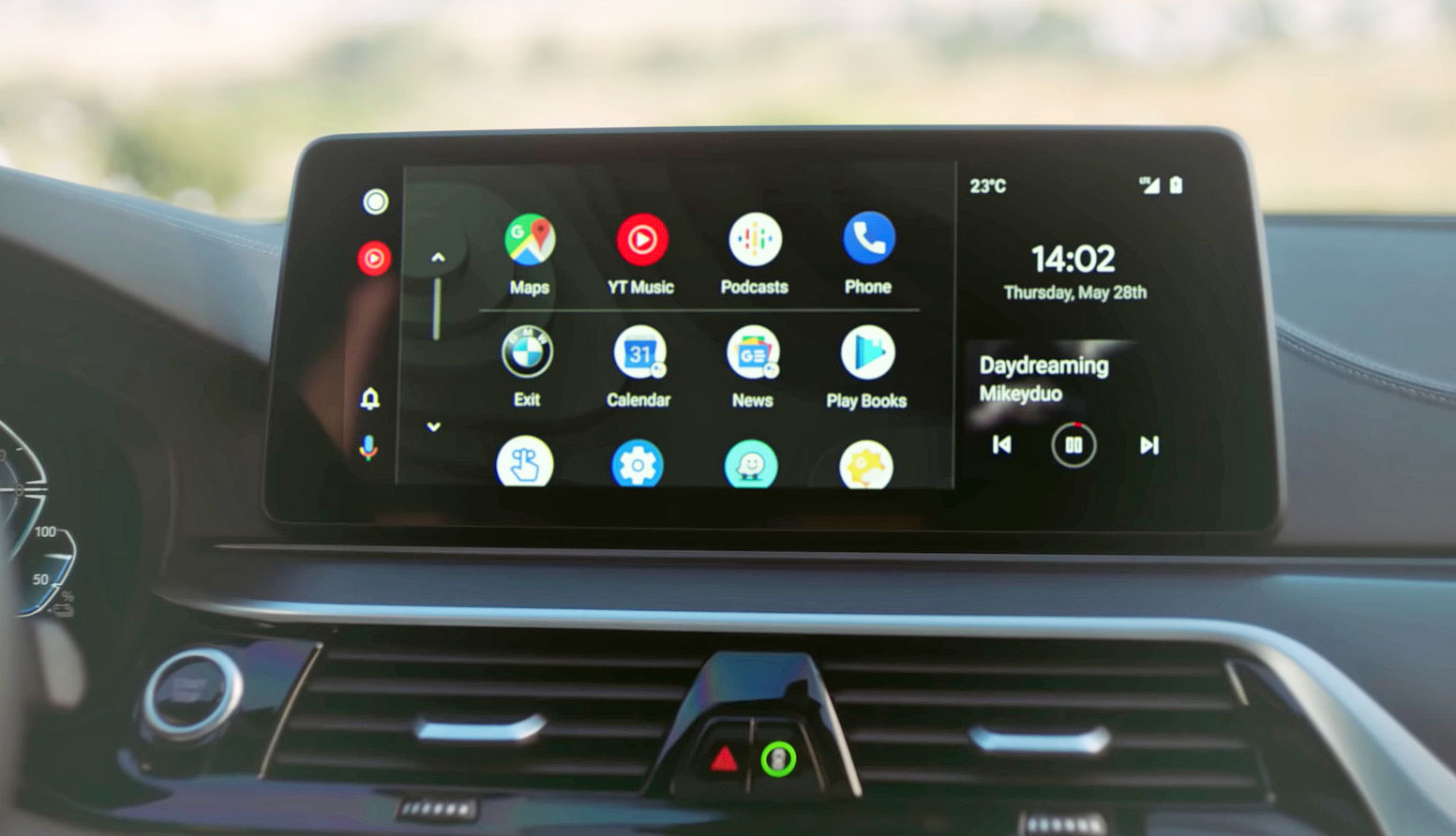 Андроид авто хонор. Android auto. Android auto BMW. Беспроводной андроид авто. Android auto без проводов.