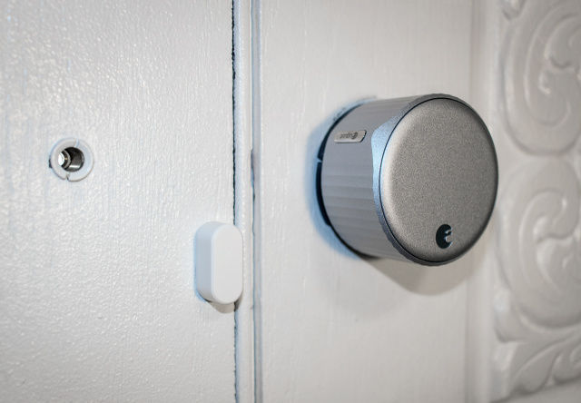 August WiFi smart lock