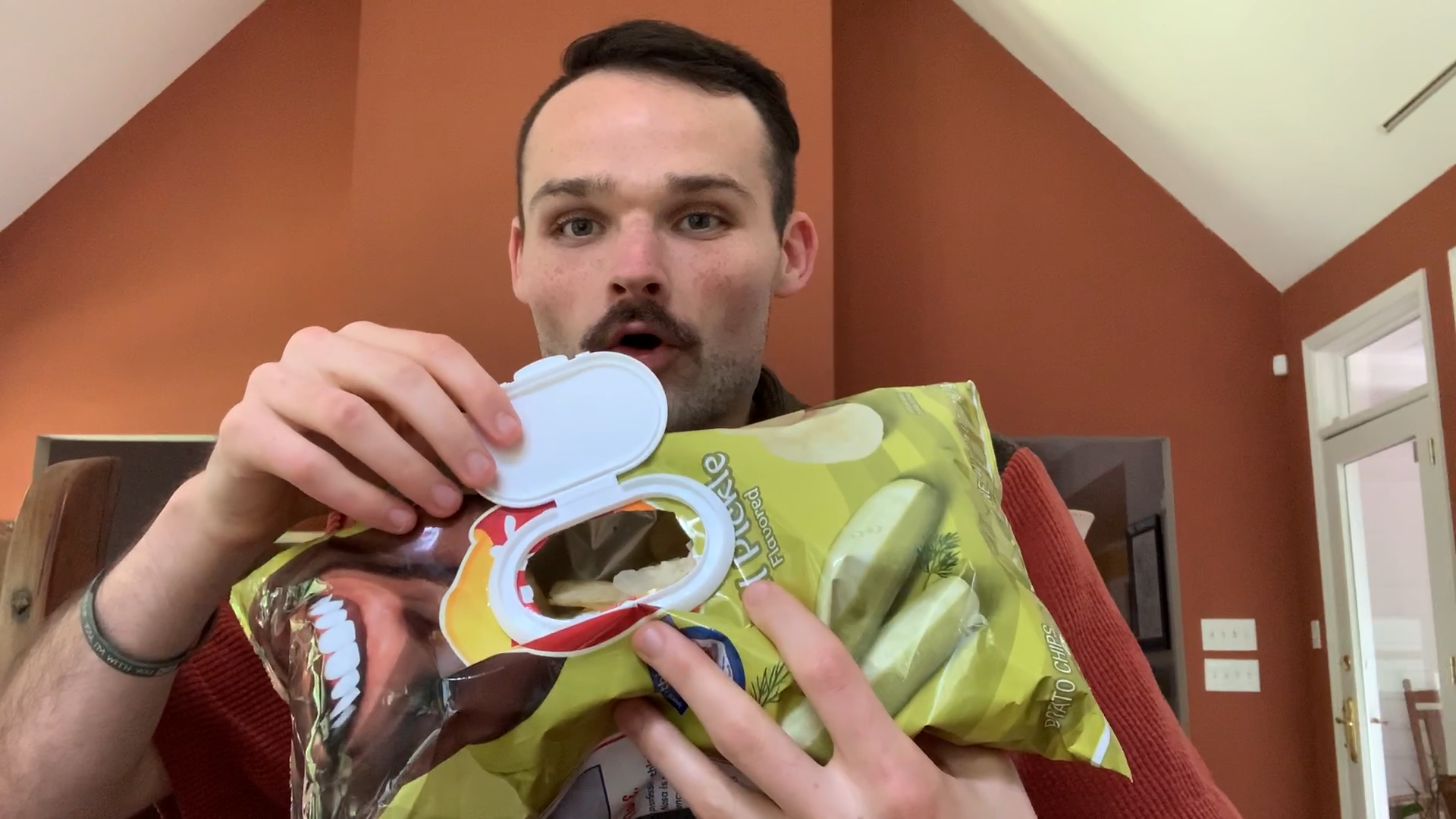 chips being put in bag｜TikTok Search