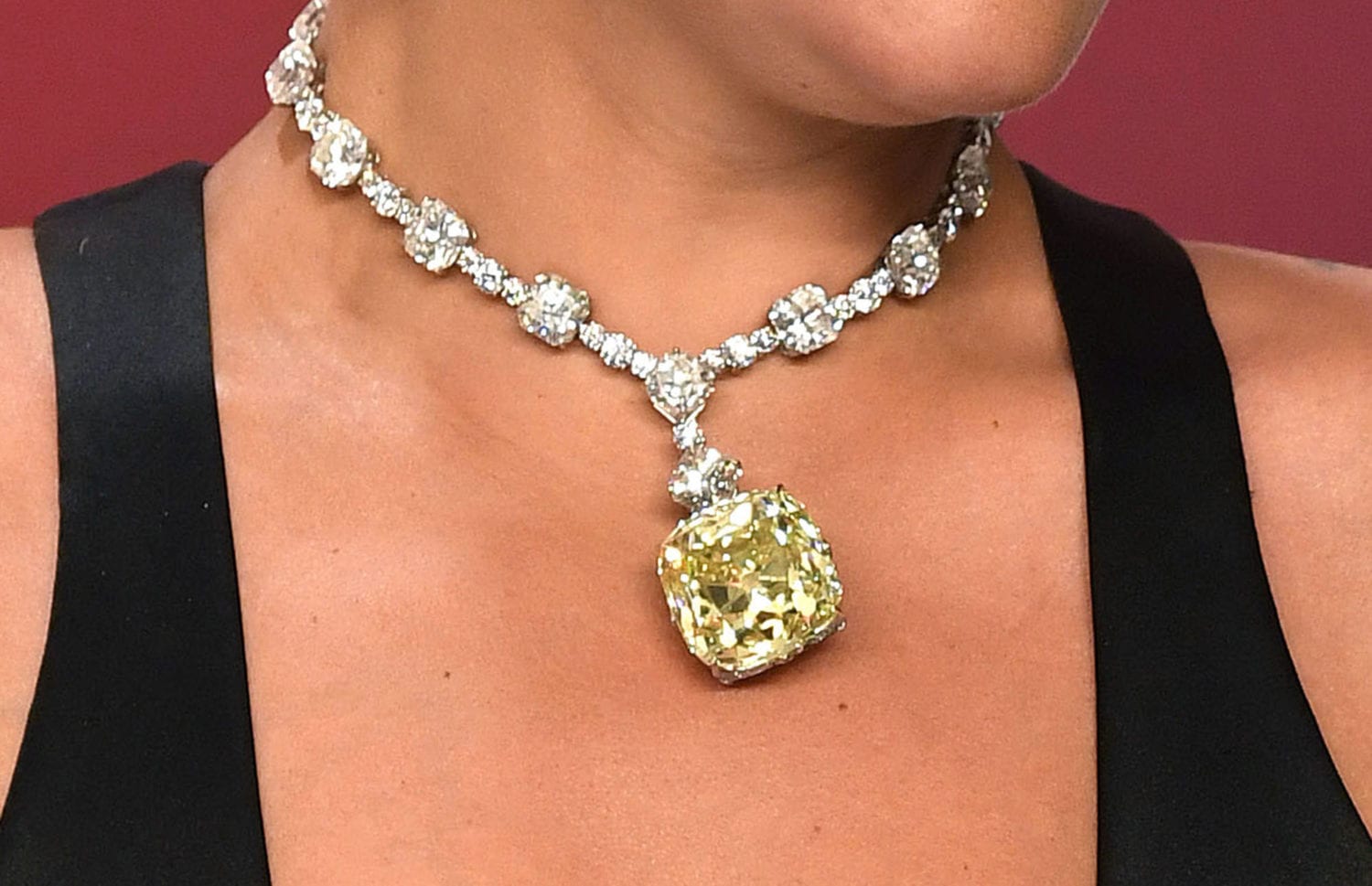 tiffany diamond necklace lady gaga