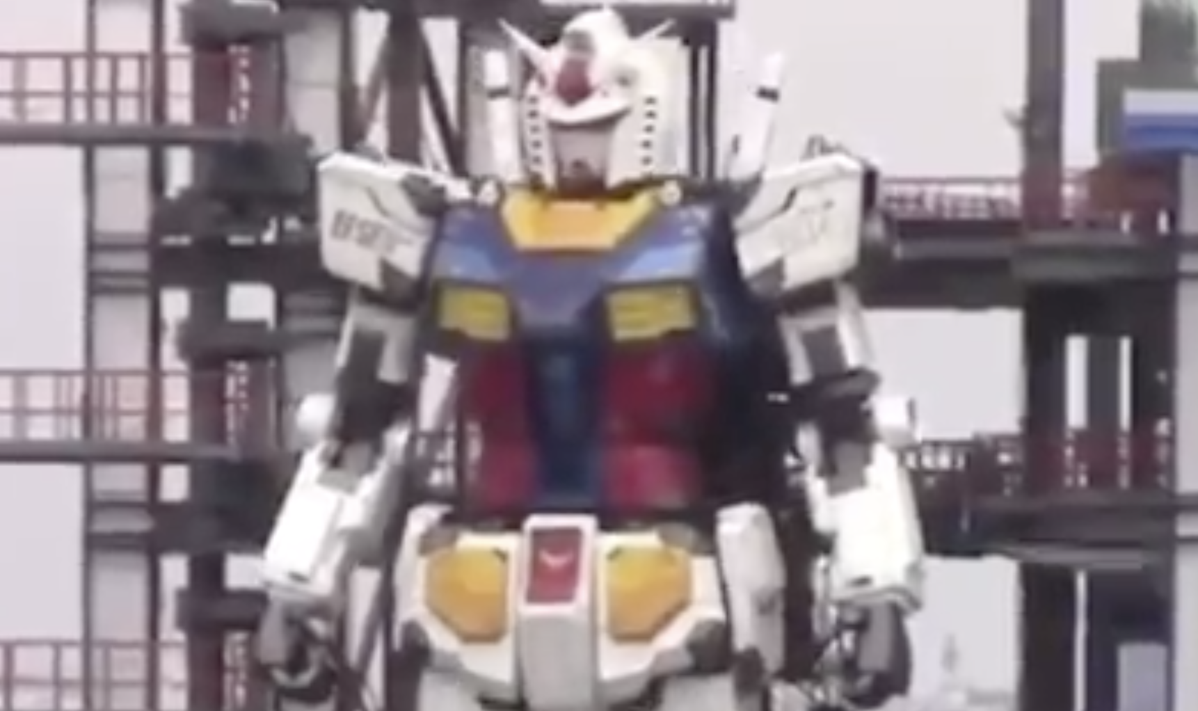 Japan Built A Life Sized Gundam Robot And Twitter Is Freaking Out 