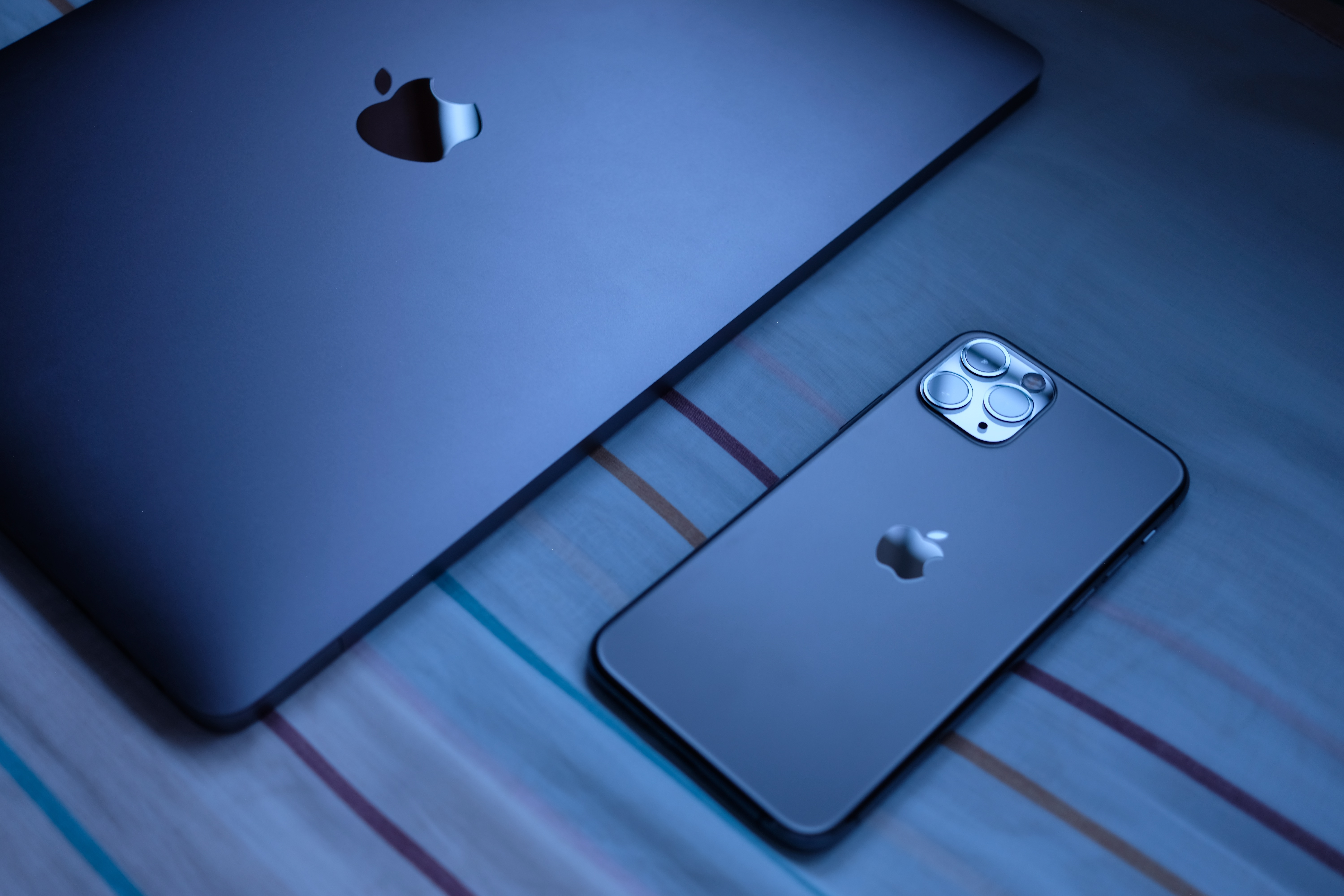 Apple releases patches for major iOS and macOS security vulnerabilities