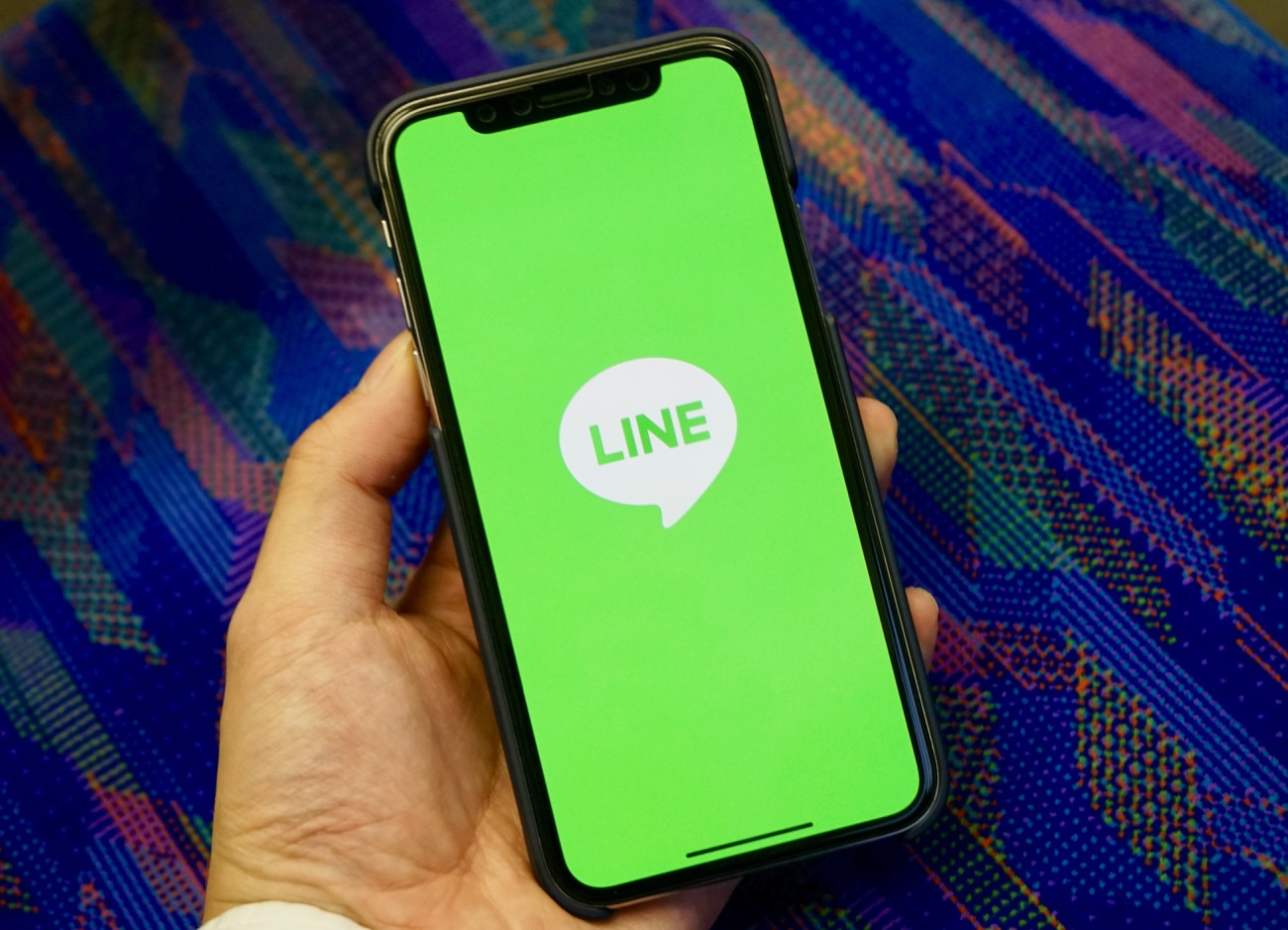 LINE、『英語に匹敵する』超巨大言語モデルを日本語で開発へ　用途に特化しない汎用型