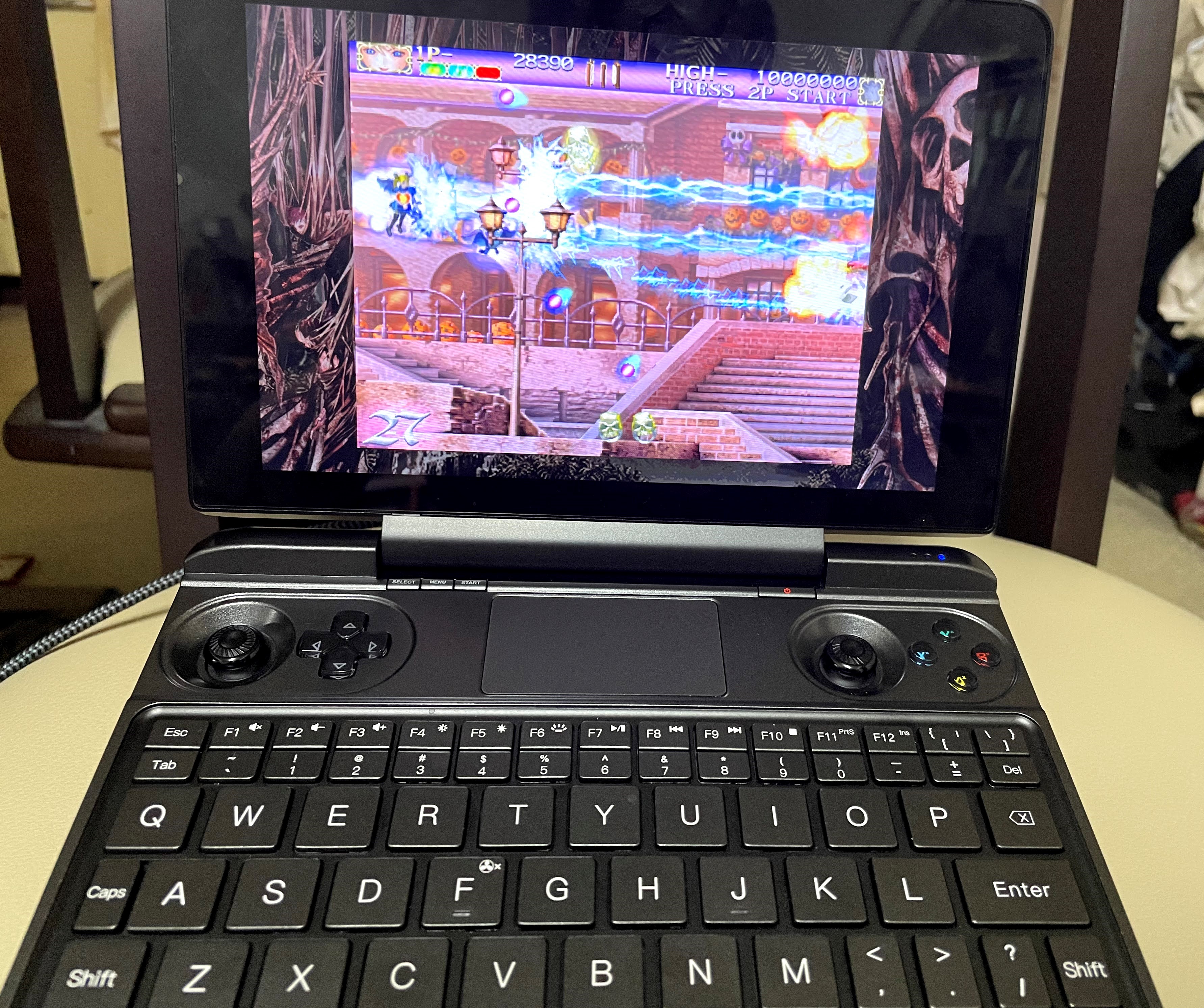 GPD WIN MAXはSteam専用スイッチ！積みゲー消化が捗る｜ベストバイ2020