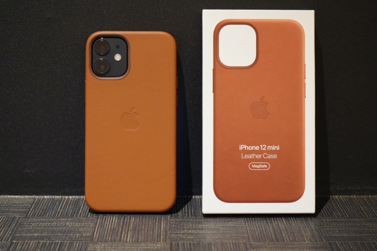 【新品】純正 iPhone 12 mini レザーケース・サドルブラウン