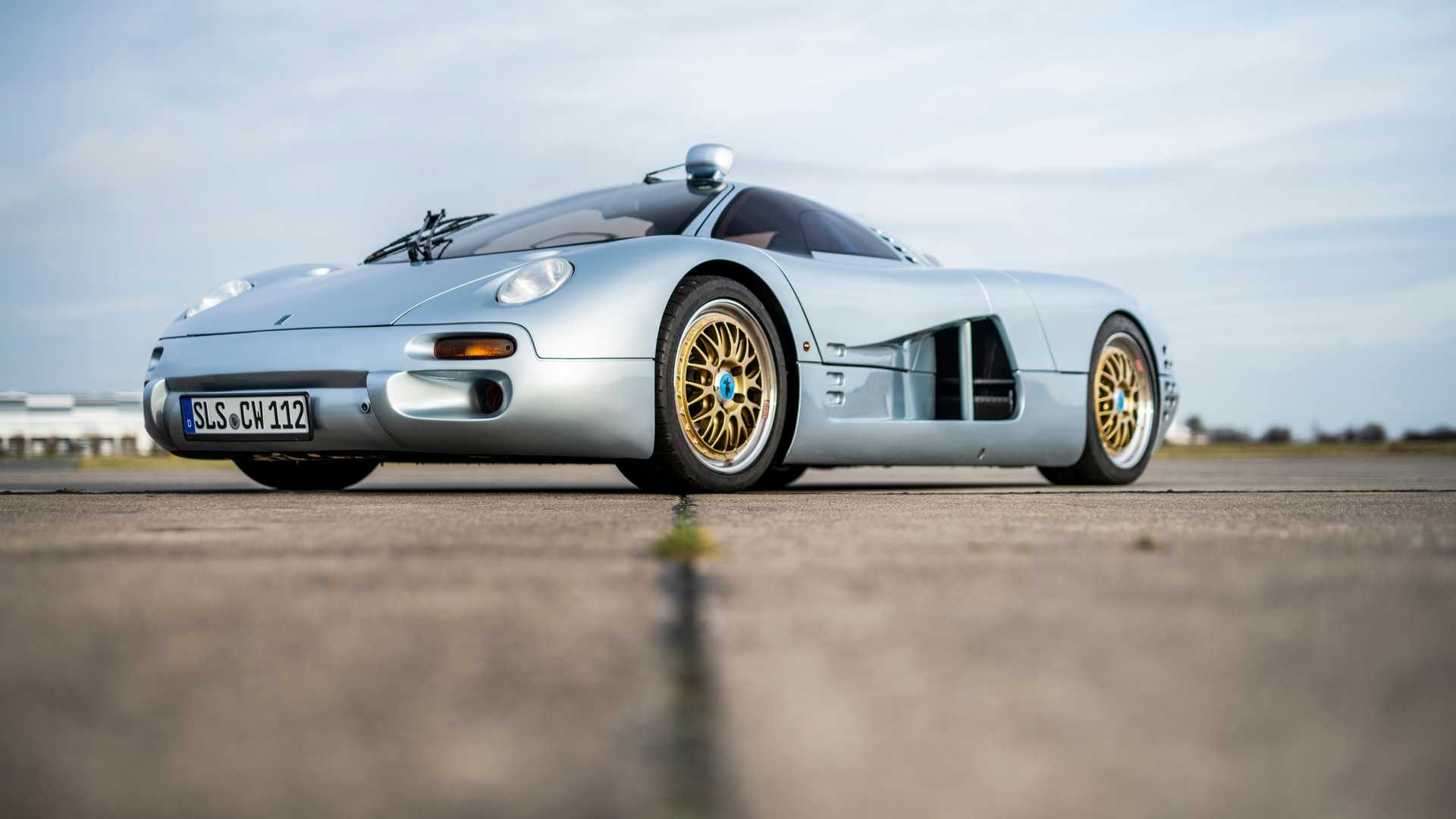 極稀有的90 年代怪獸概念車 Isdera Commendatore 112i 即將拍賣 Yahoo奇摩汽車機車