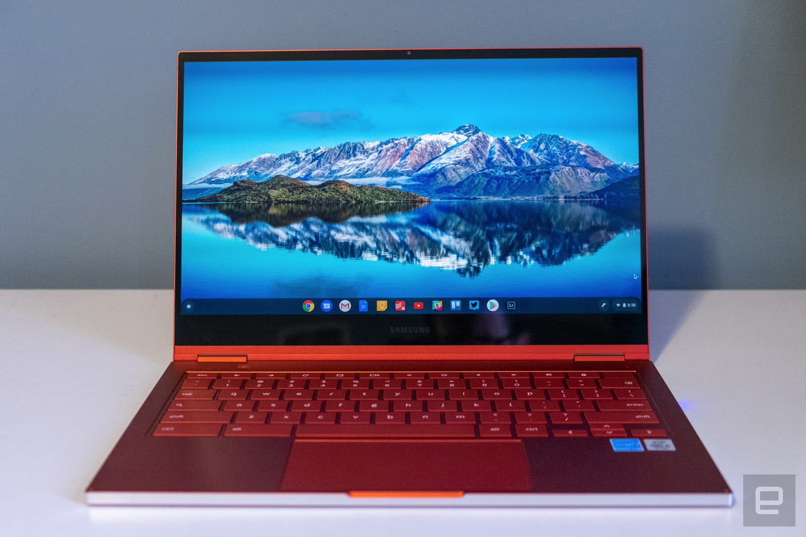 サムスン、初のノートPC向け90Hz有機ELディスプレイを発表