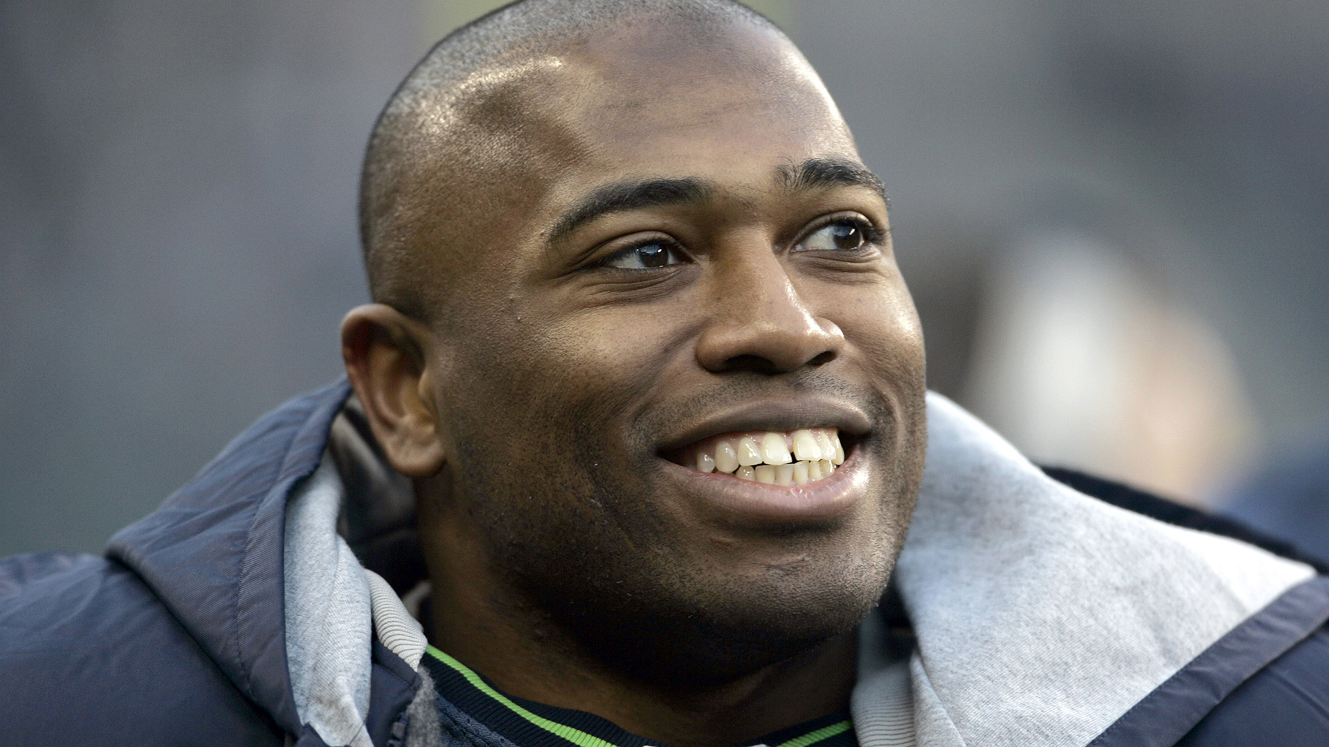 An oral history of former Seahawks RB Shaun Alexander's MVP season - Field  Gulls