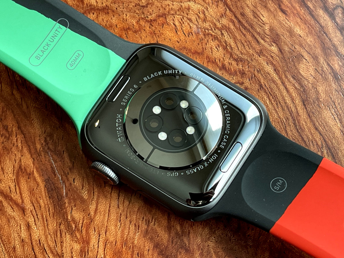 2月いっぱいの限定版 Apple Watch Series 6 Black Unity 実機開封レポ Engadget 日本版
