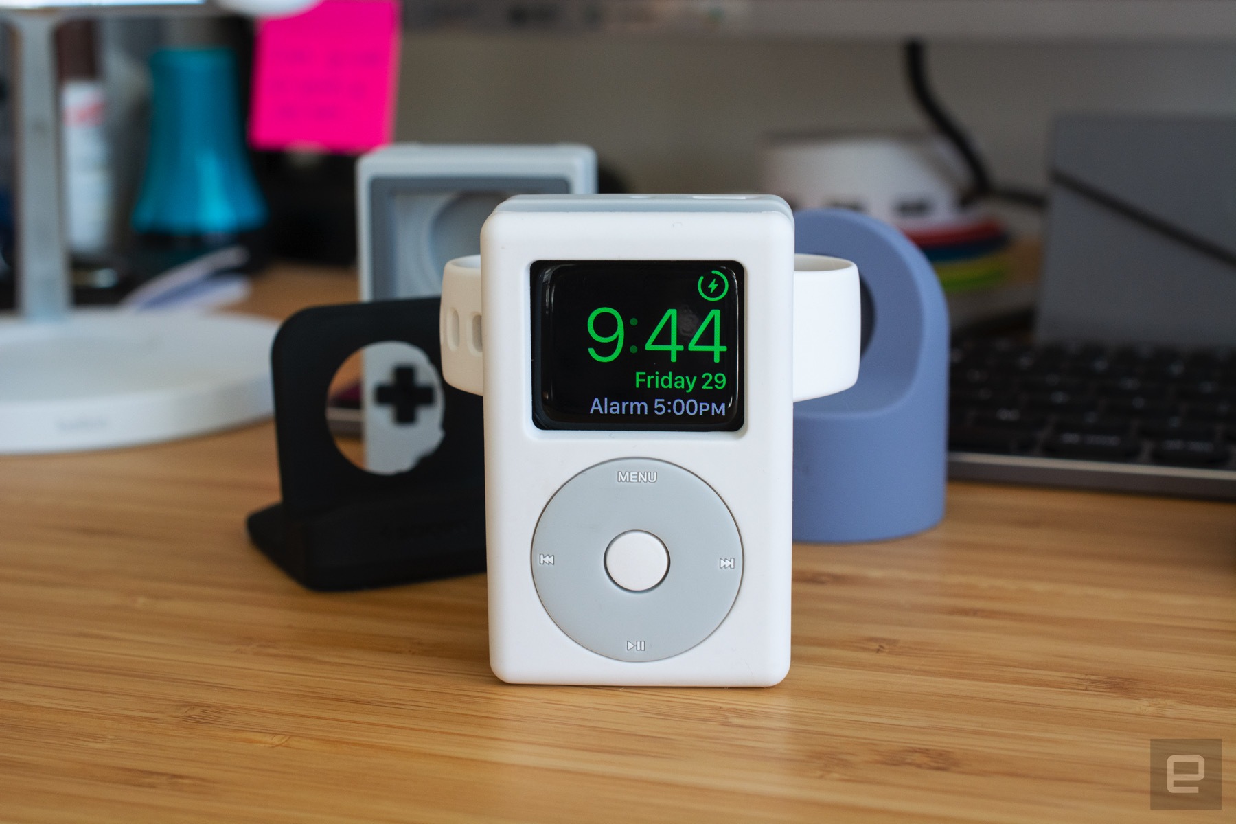 Elago Apple Watch charging stand