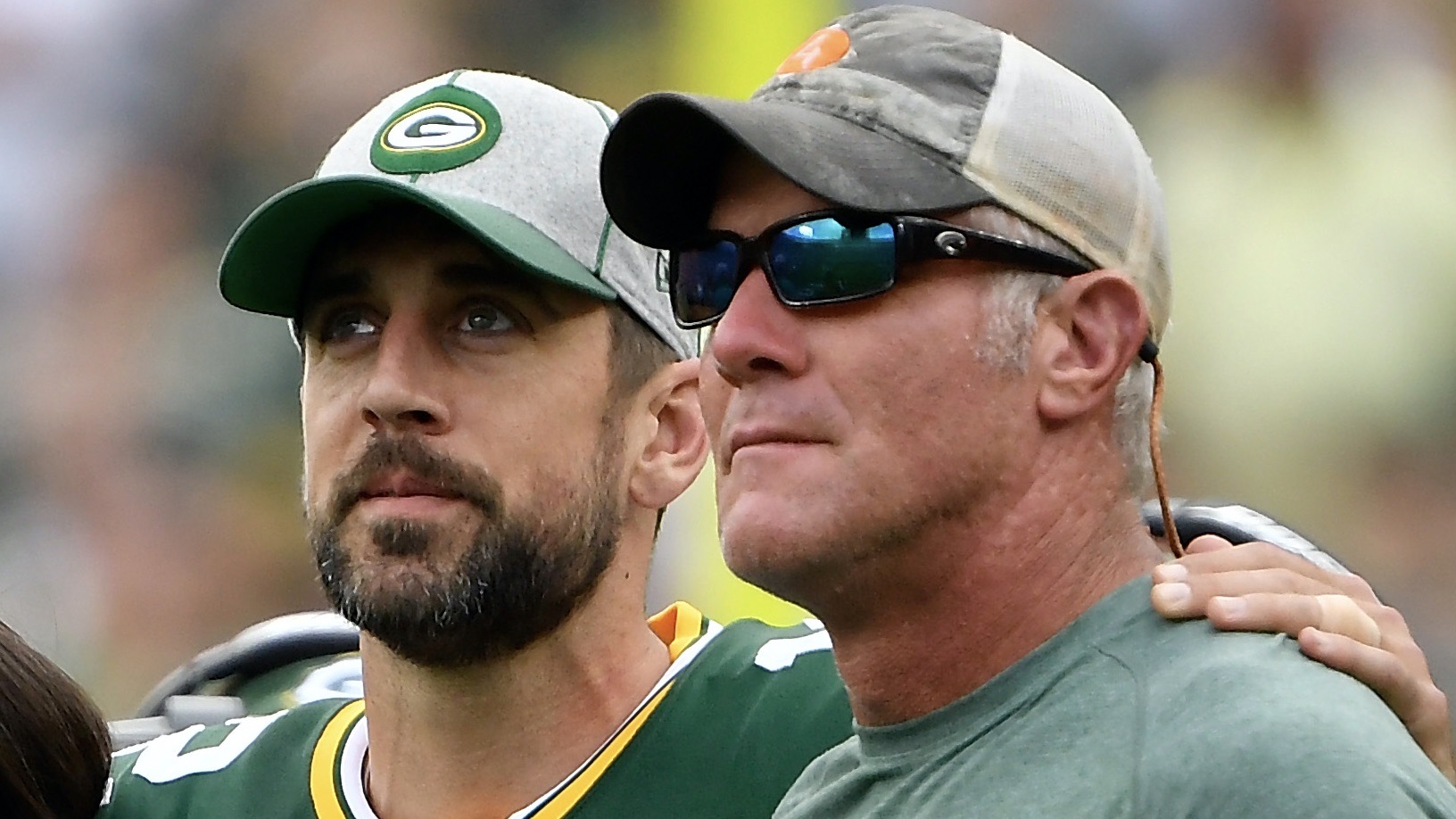 Aaron Rodgers speaks, Brett Favre stays away – Boston Herald