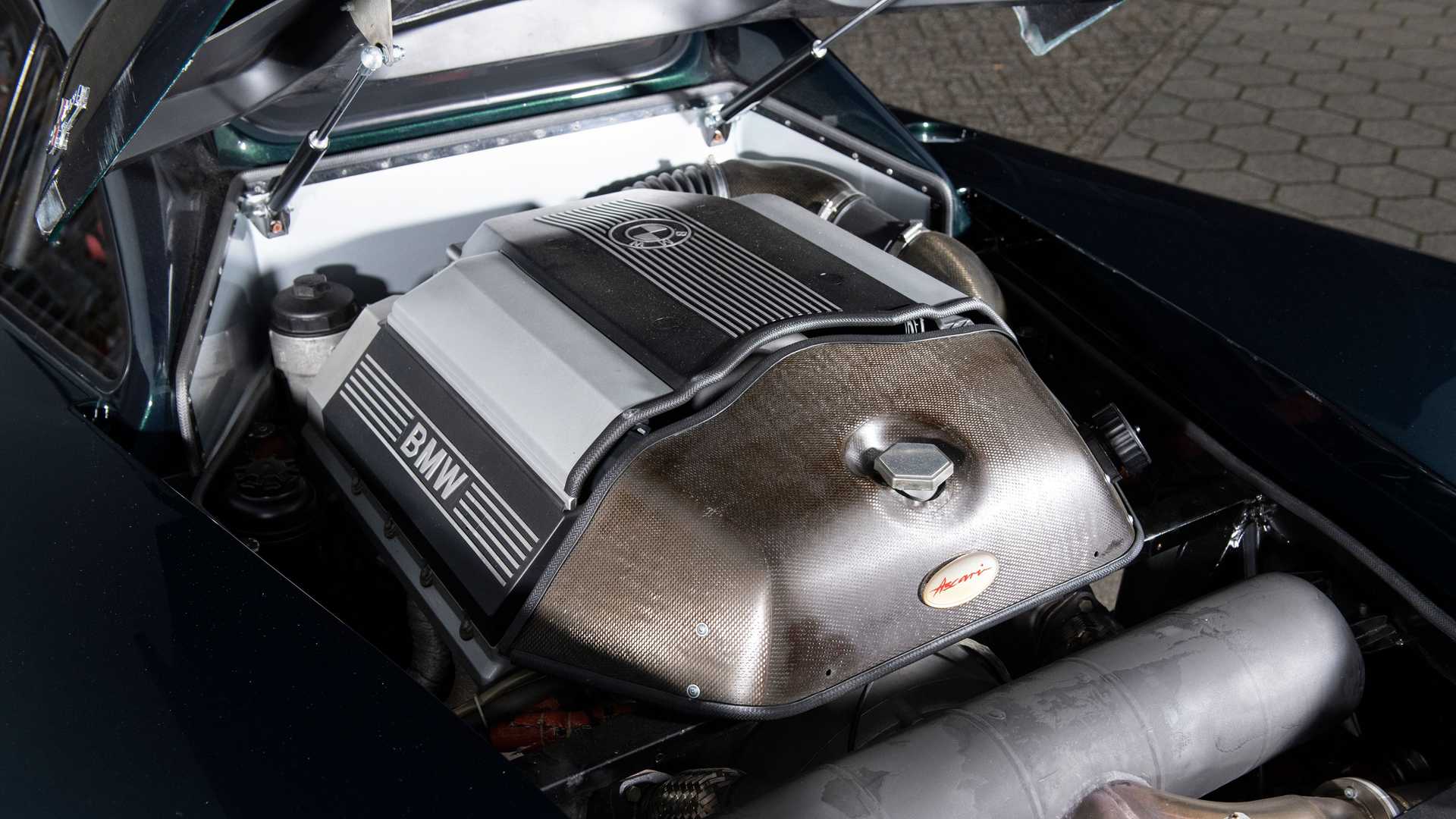 搭載 BMW 動力系統的極稀有 1997 Ascari Ecosse 將於本月進行拍賣！
