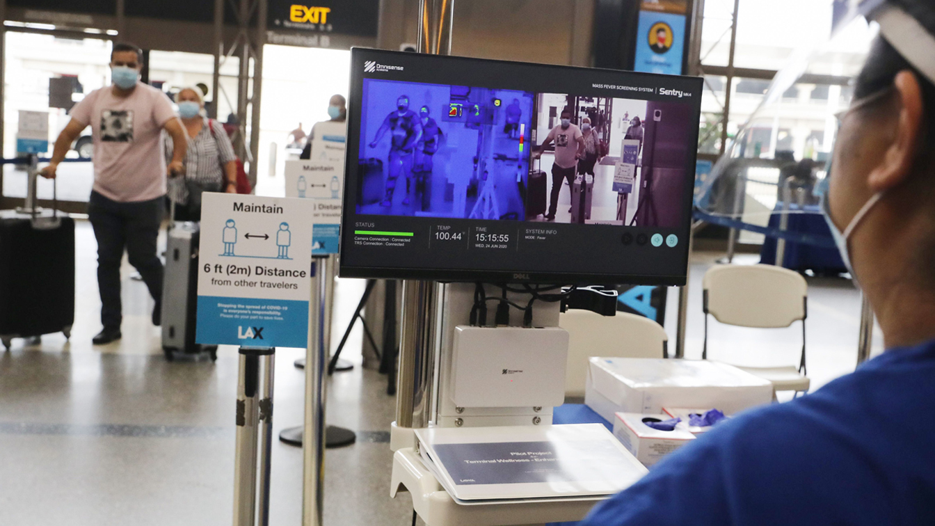 White House prepares order for enhanced Ebola investigations at airport